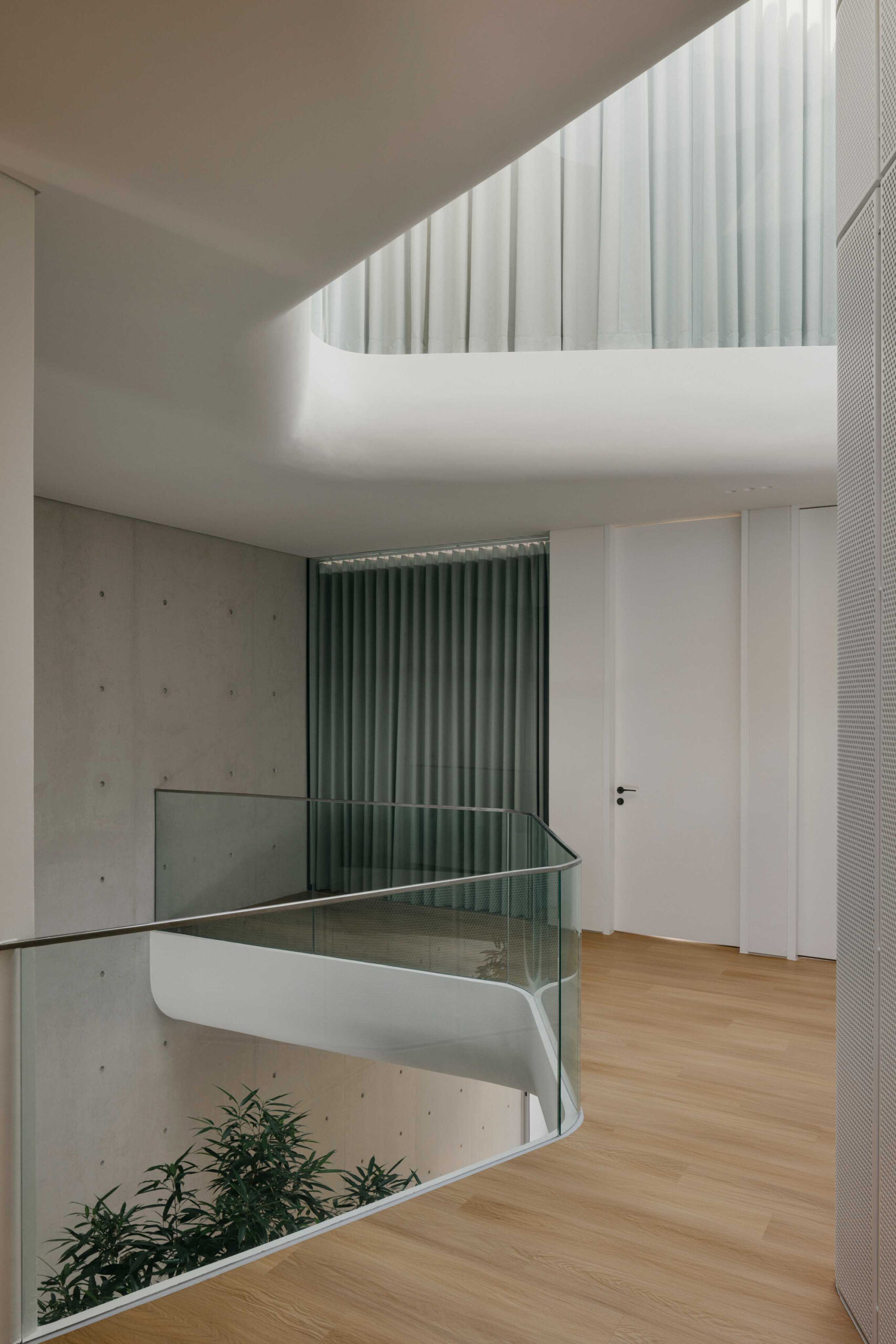 Node House / Ming Architects