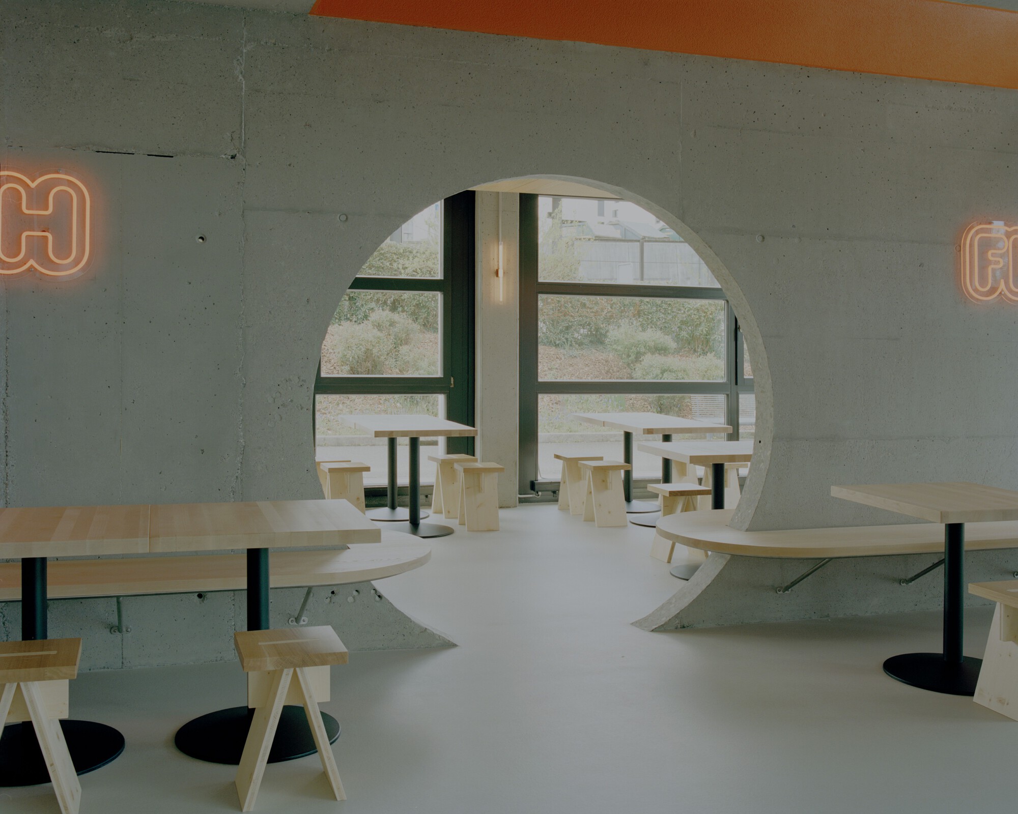 Ресторан Eleventhfloor / Noue Studio