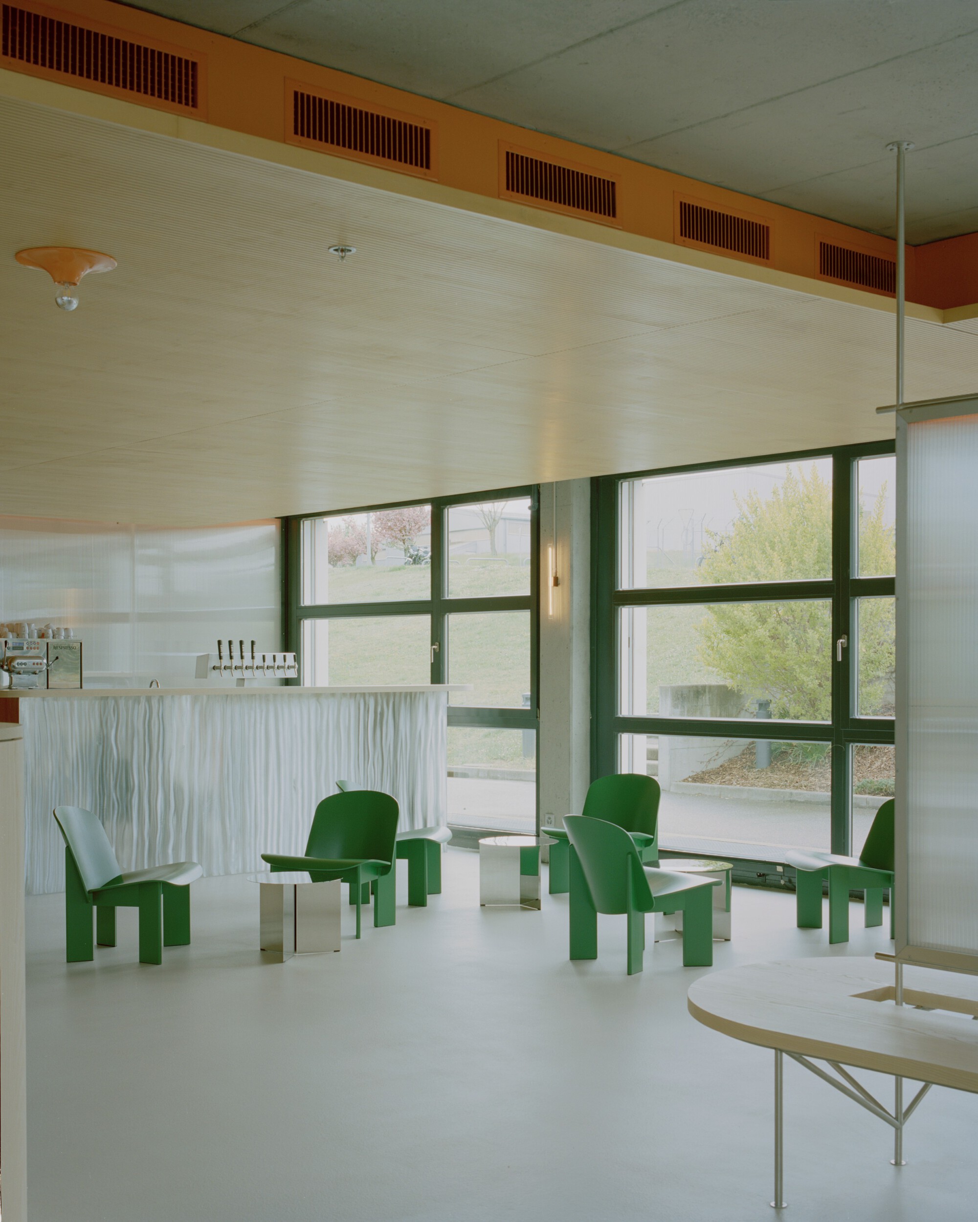 Ресторан Eleventhfloor / Noue Studio