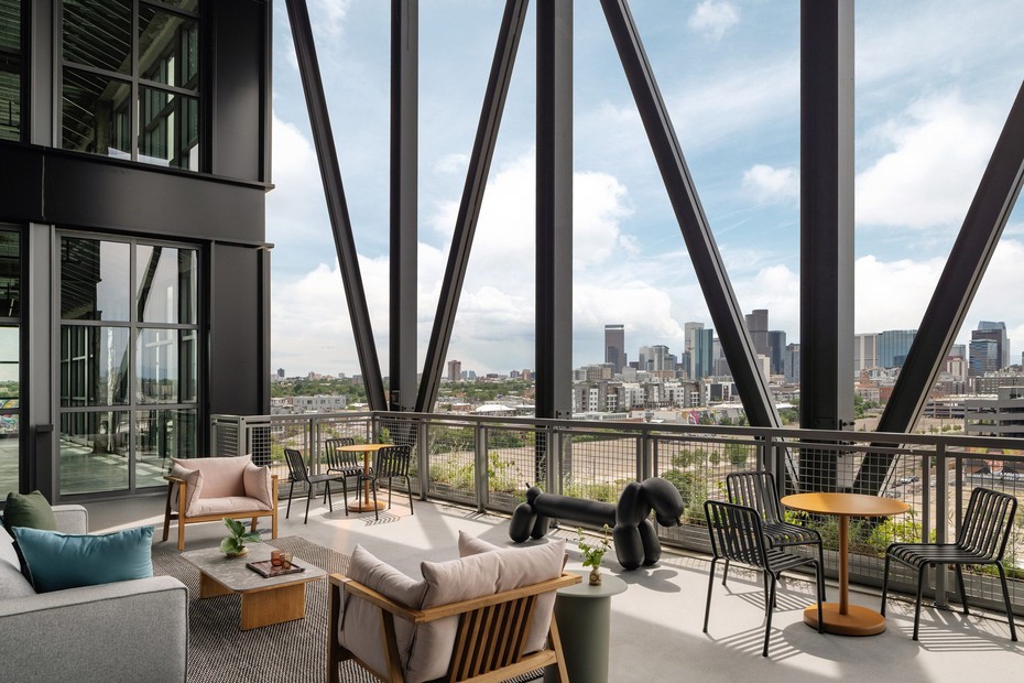 Офисное здание Steel House вид второй