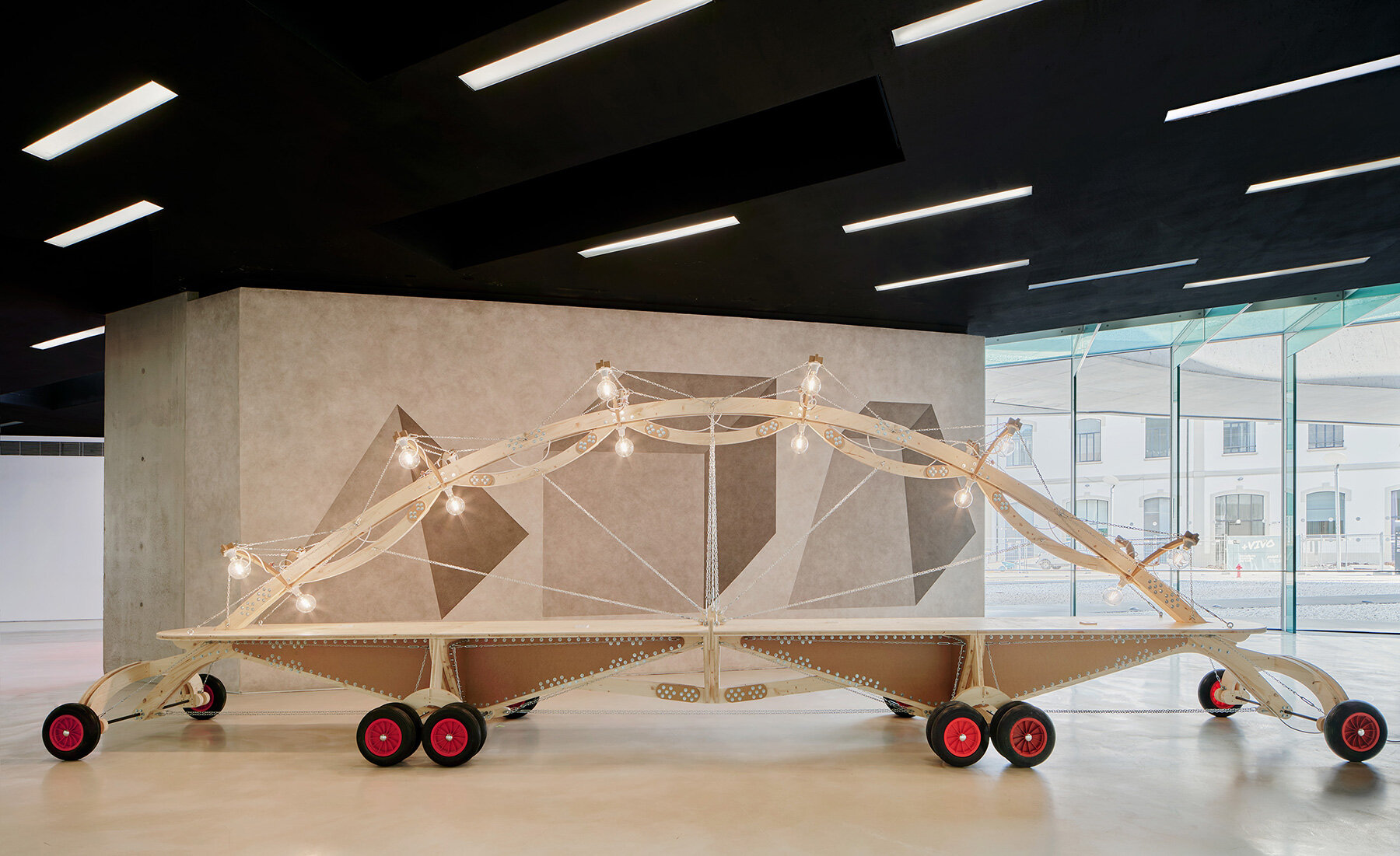 TAKK превращает вход MAXXI в Риме в ландшафт сосуществования