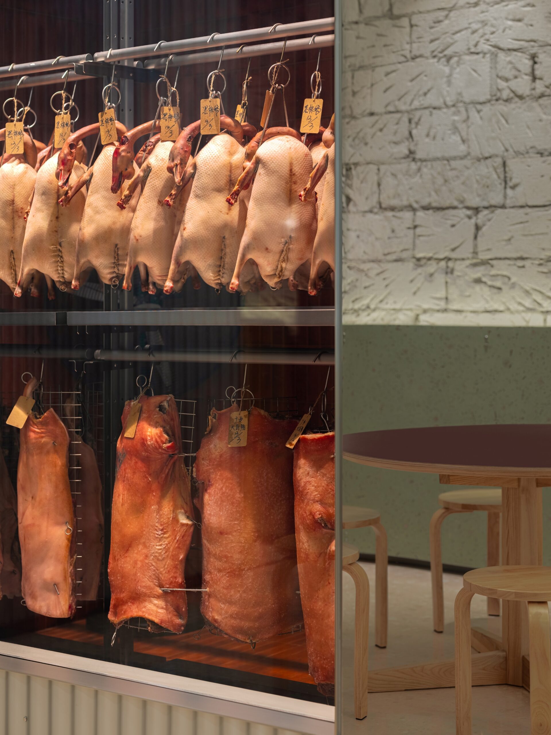Ресторан Yunju Roast Meat Restaurant / LUKSTUDIO