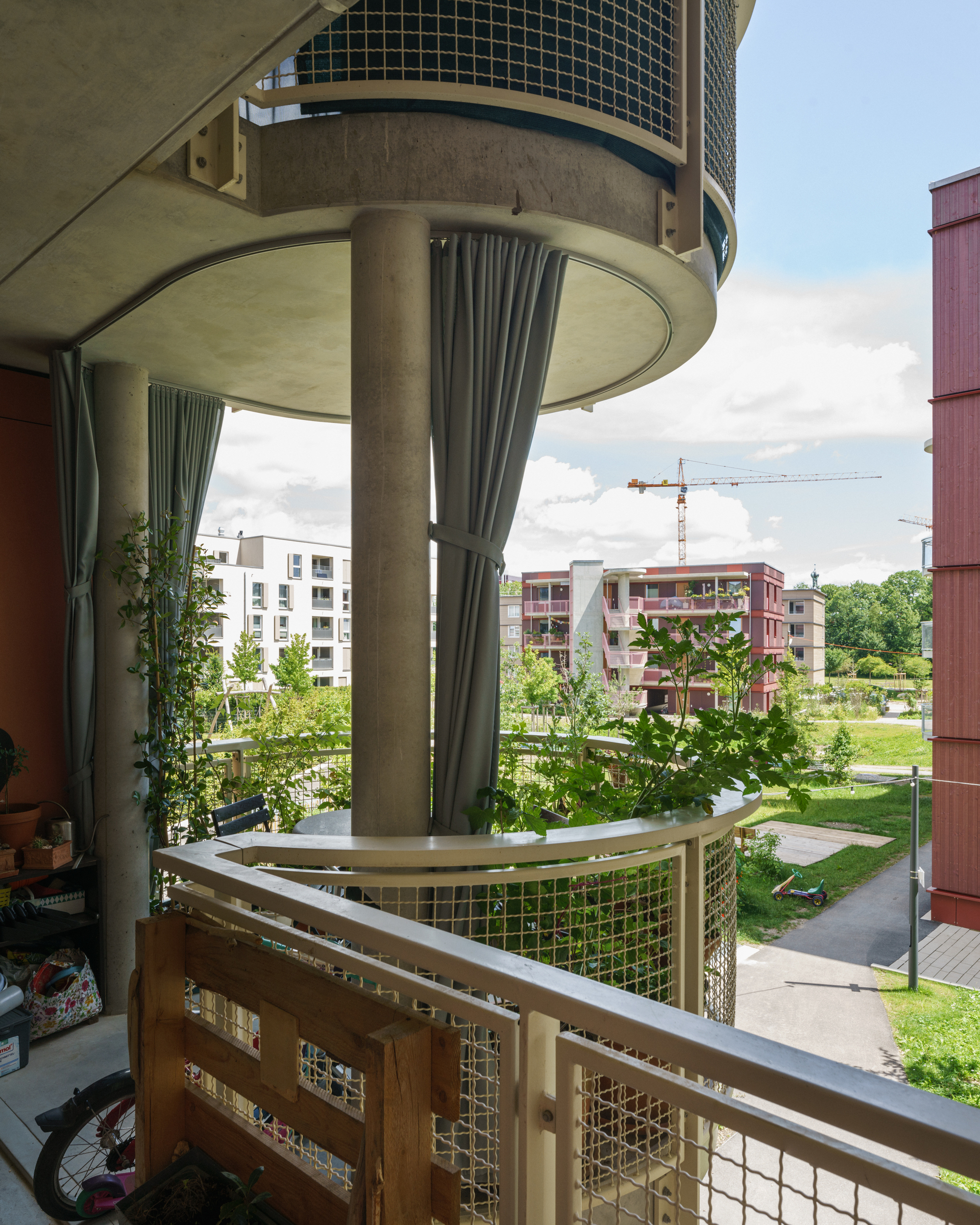 Ute-Strittmatter-Strasse — коллективное жильё в Freiham / 03 Arch. + ENEFF Architekten + Illiz Architektur + Westner Schührer Zöhrer