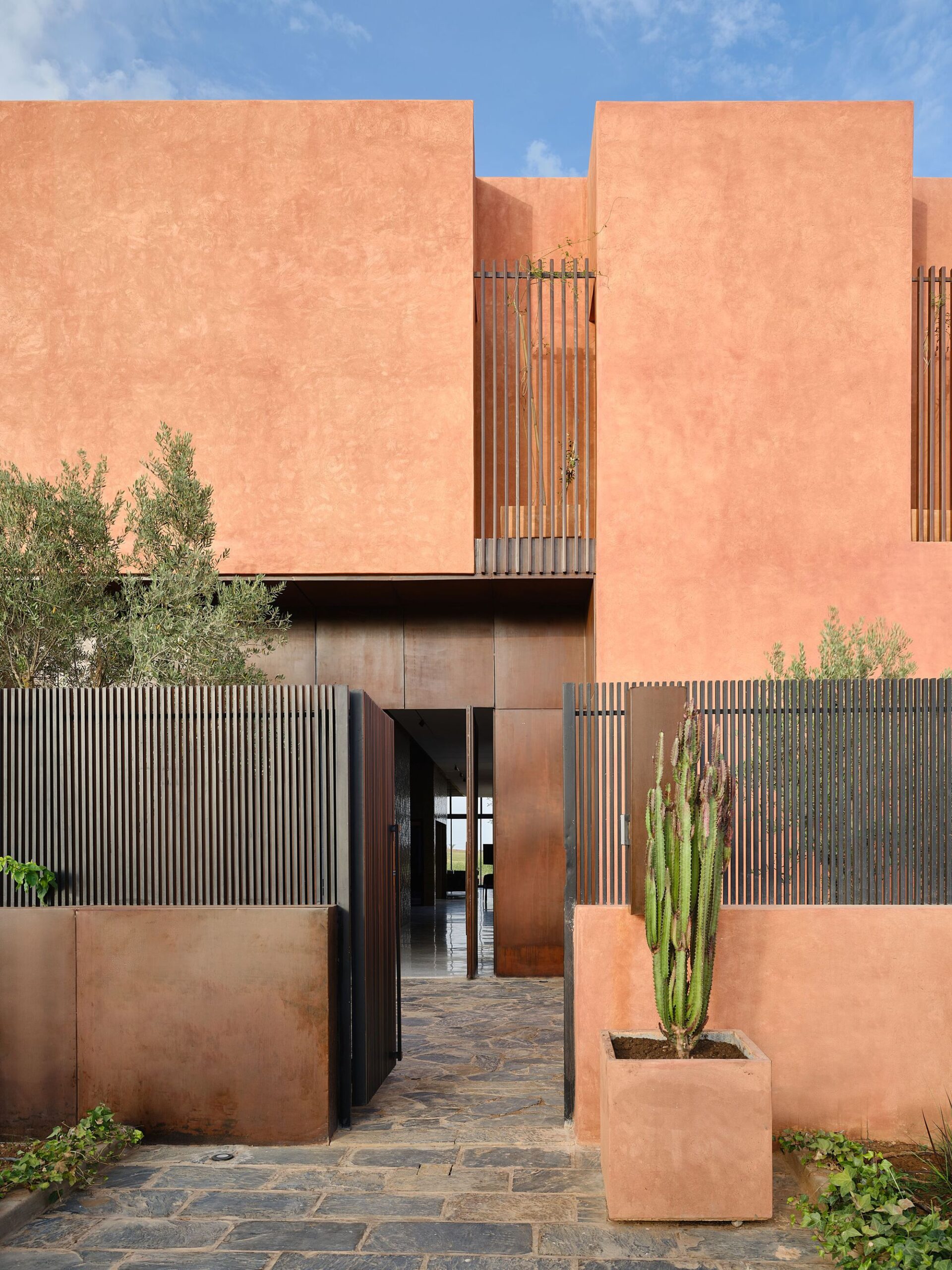 Villa Butterfly / Mohamed Amine Siana — дом в Марракеше, вдохновлённый образом бабочек