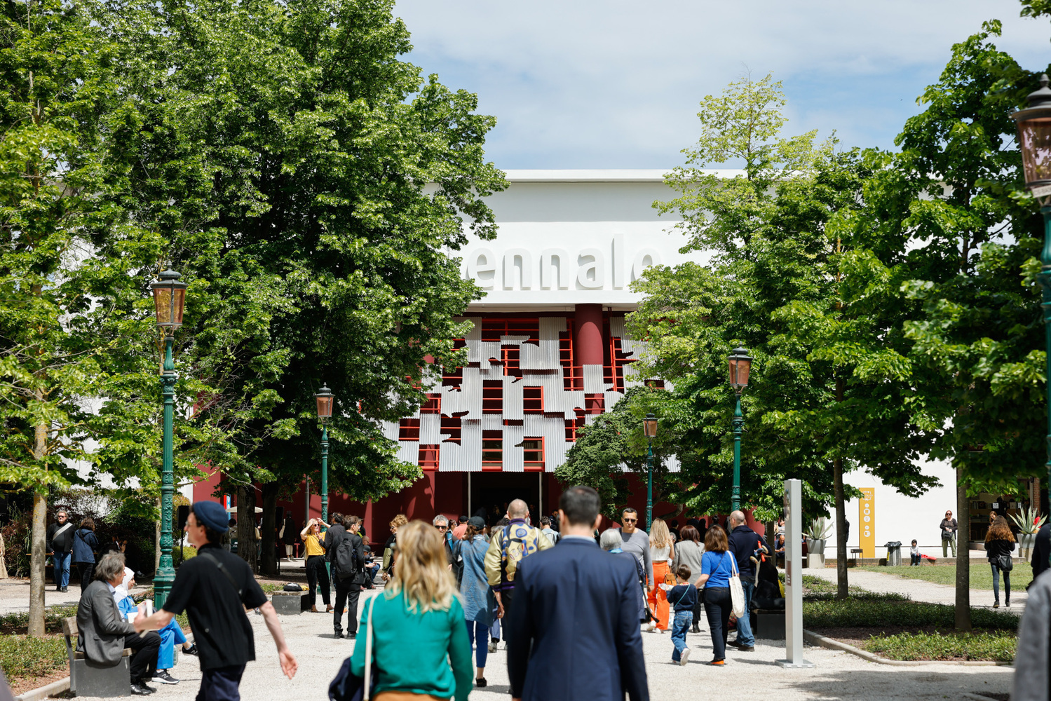«Do Architecture»: Ван Шу и Лу Вэнь Юй объявили тему и название Венецианской архитектурной биеннале 2027 года