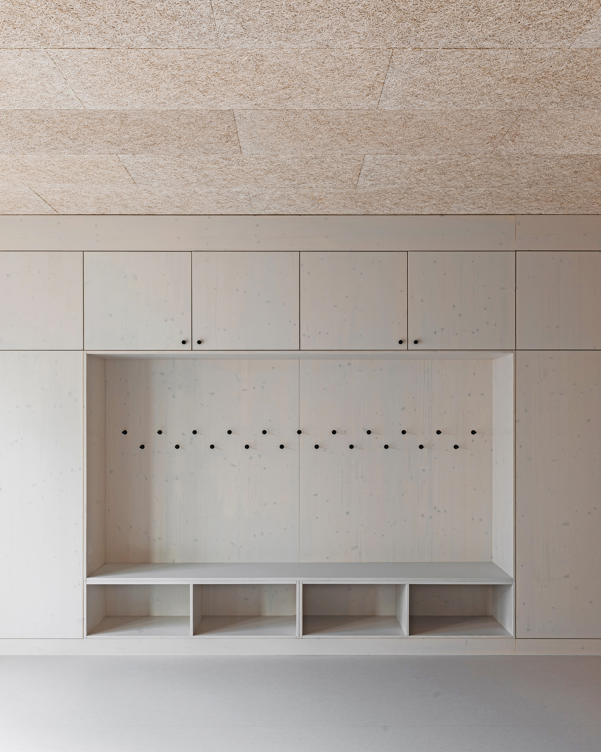 Youth Club NW80 / AFF architekten