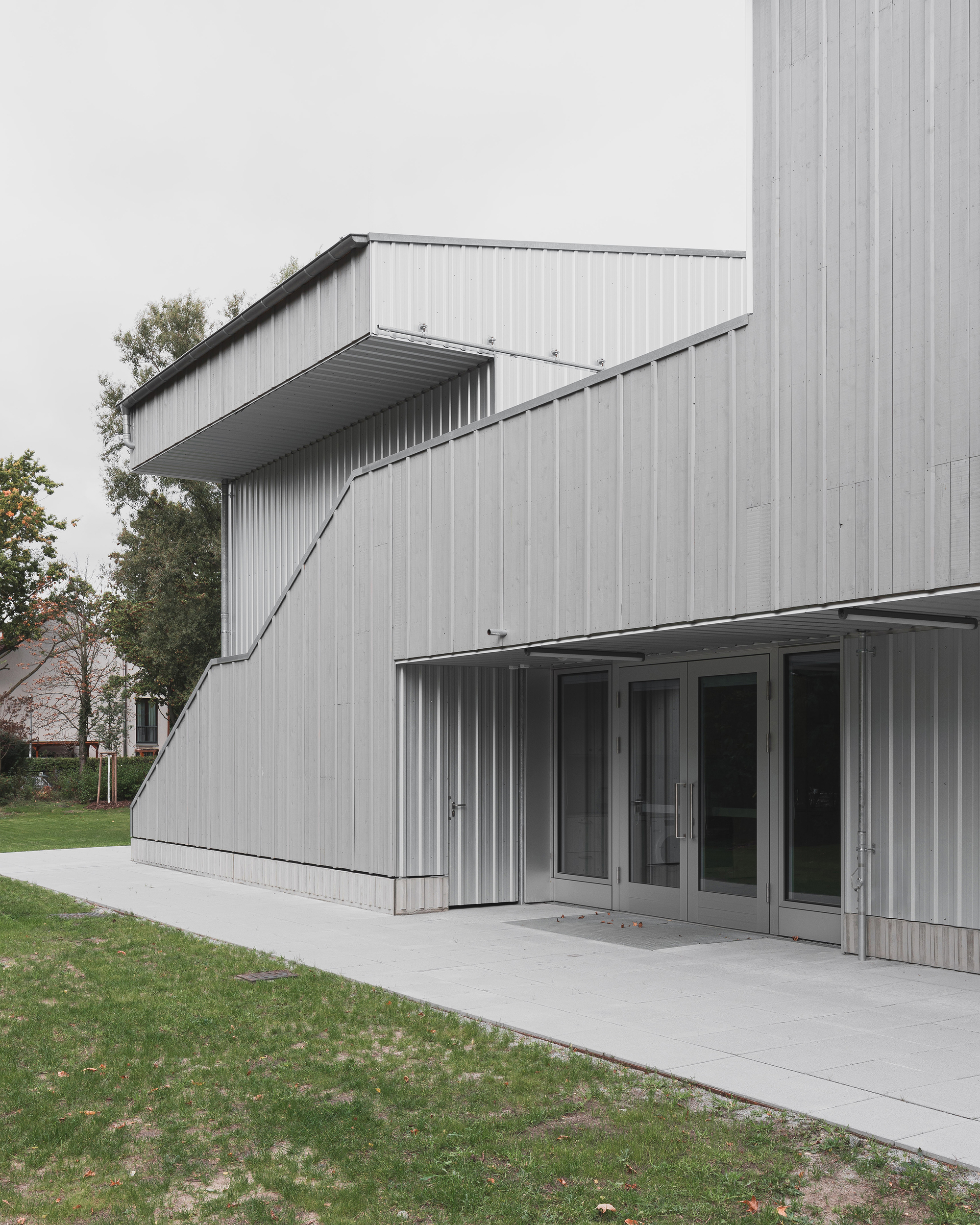 Youth Club NW80 / AFF architekten