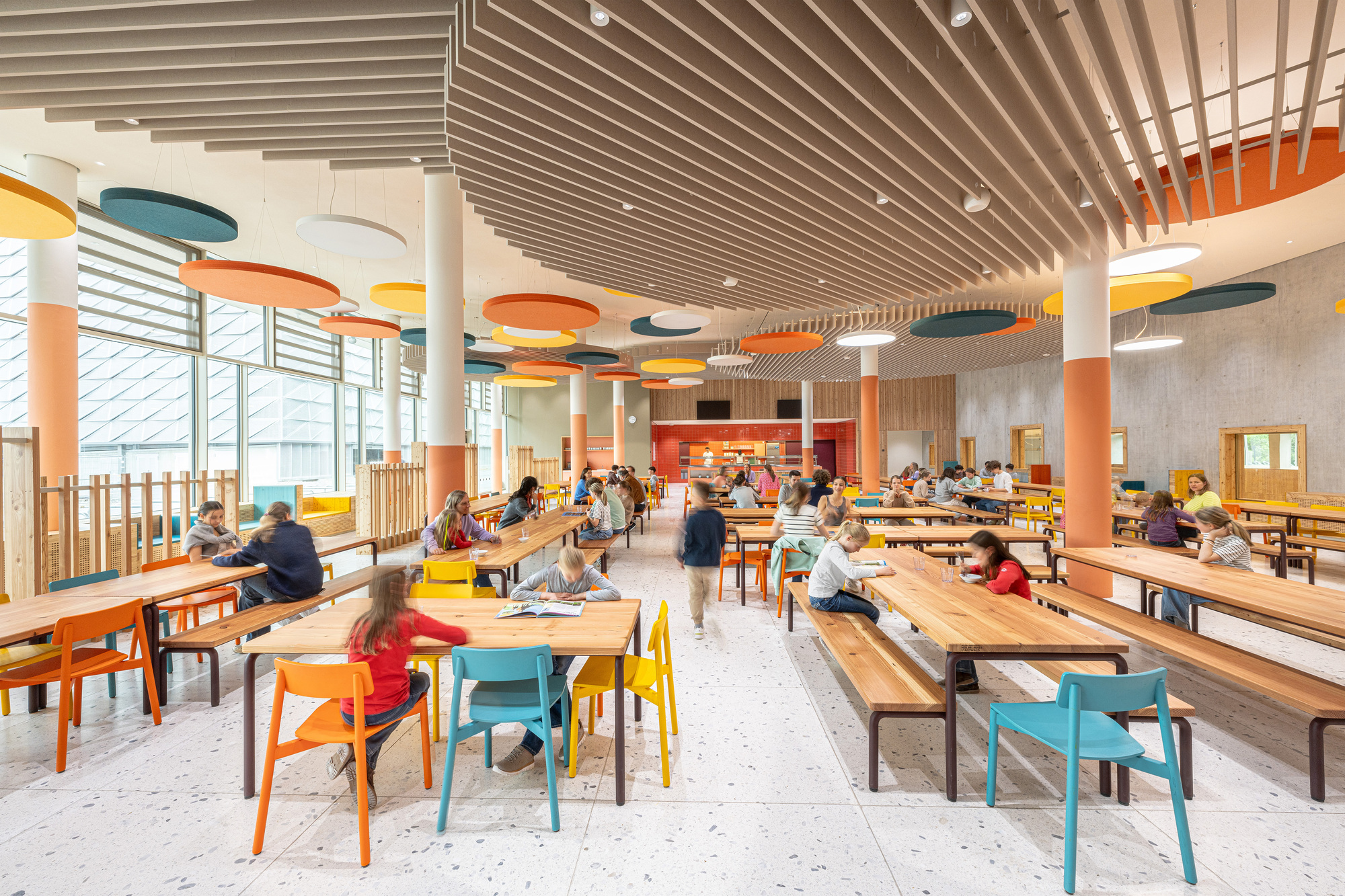Josef-Schwarz School / Behnisch Architekten
