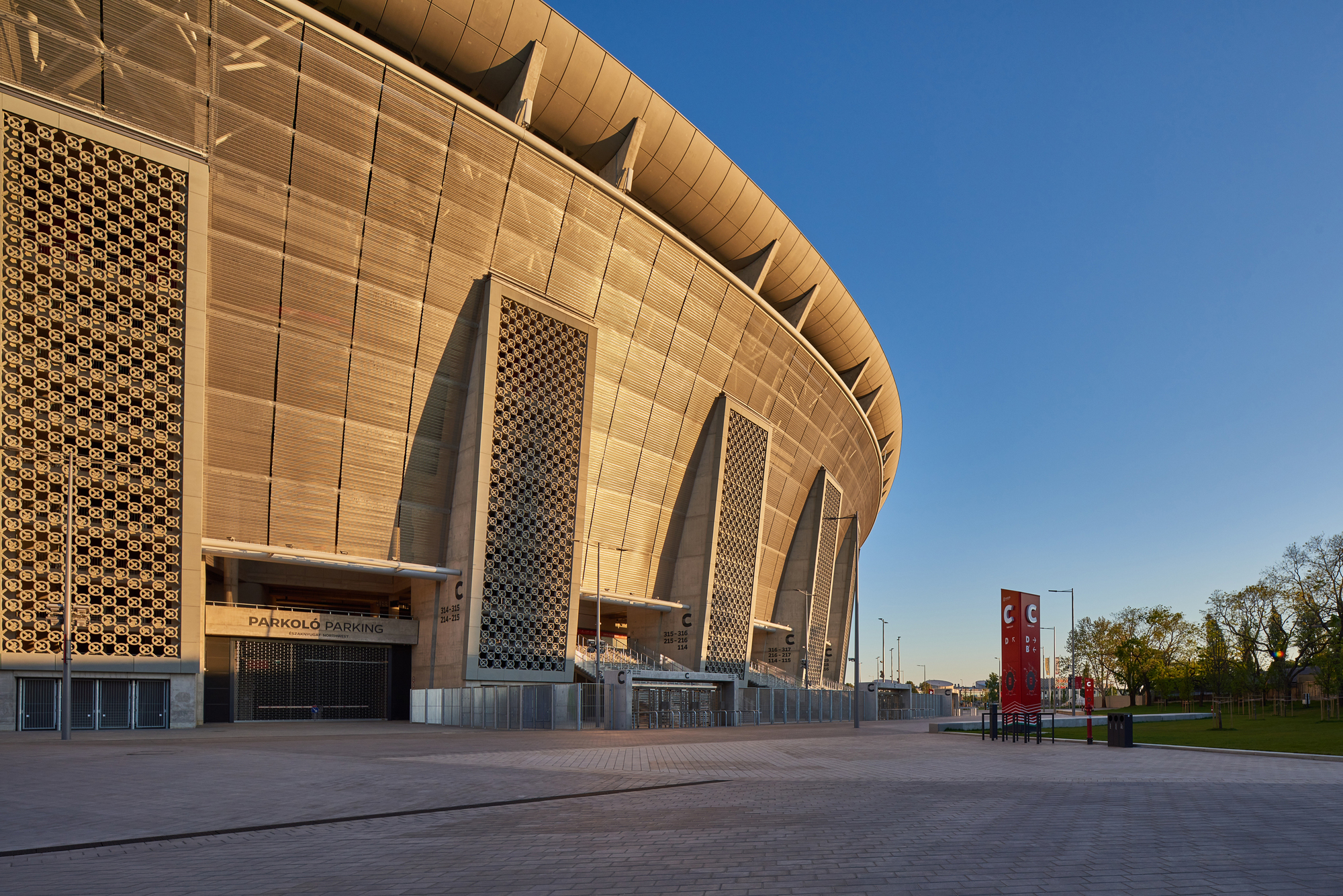 Puskás Aréna / KÖZTI Architects
