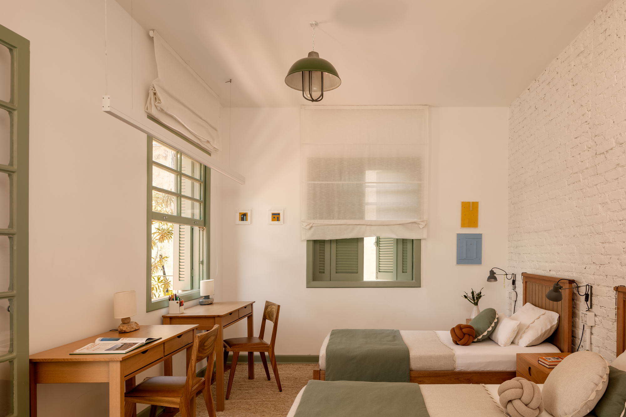 Limoeiro House / Mana arquitetura