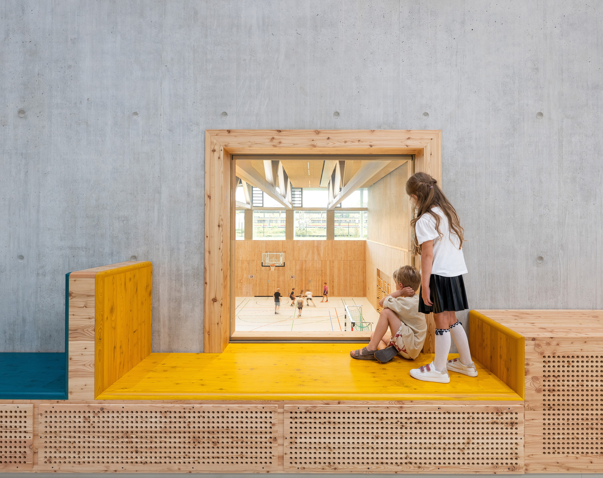 Josef-Schwarz School / Behnisch Architekten