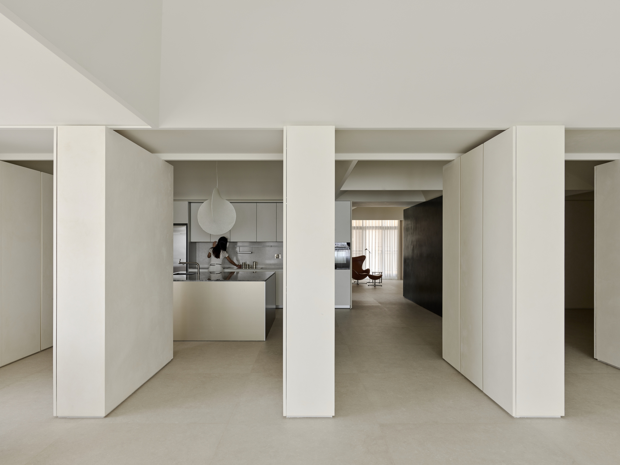 Curio Residence / Waterfrom Design