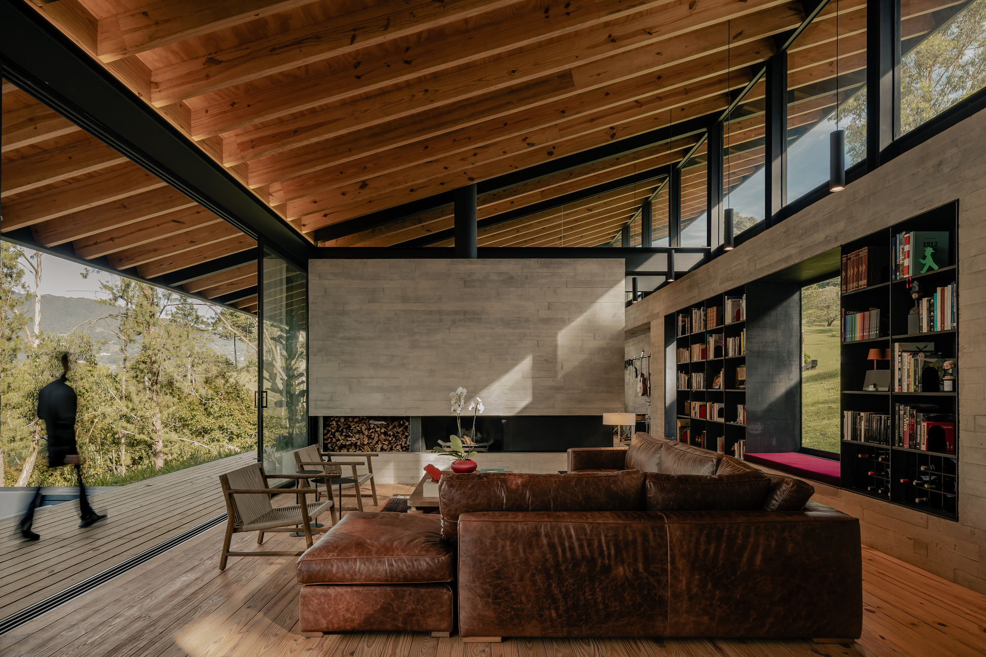Дом на водохранилище / Obranegra Arquitectos