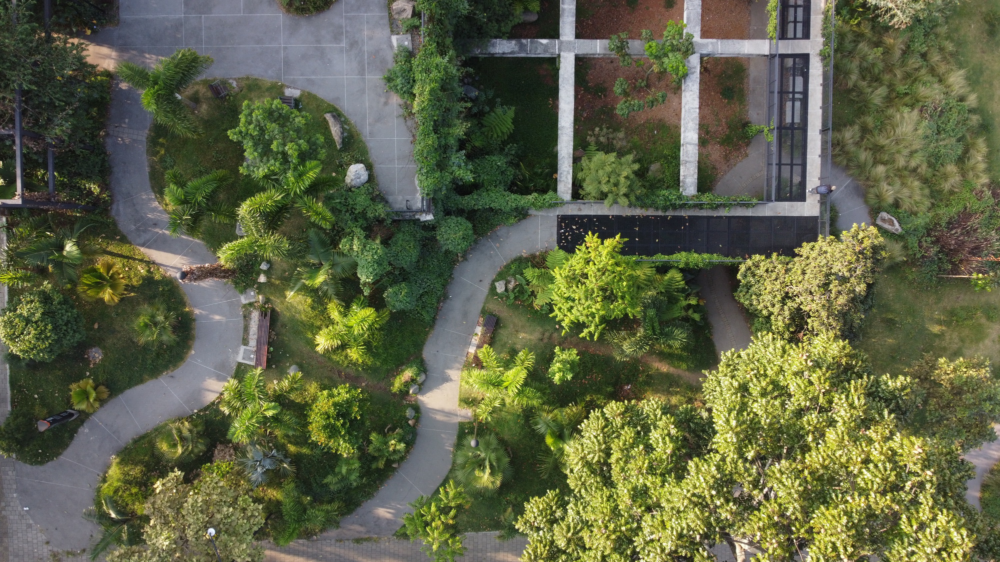 Prado Park / Edgar Mazo + CONNATURAL