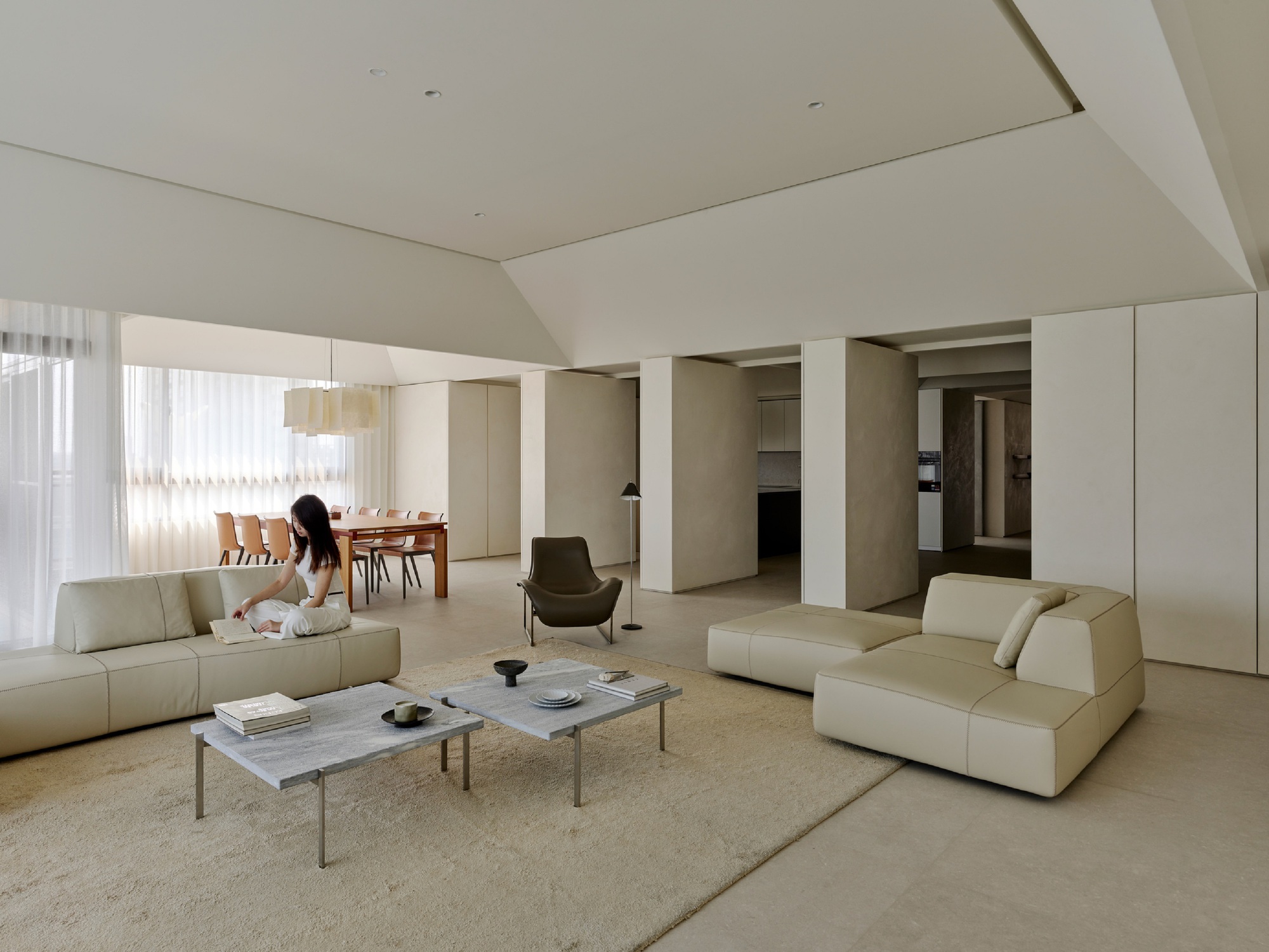 Curio Residence / Waterfrom Design