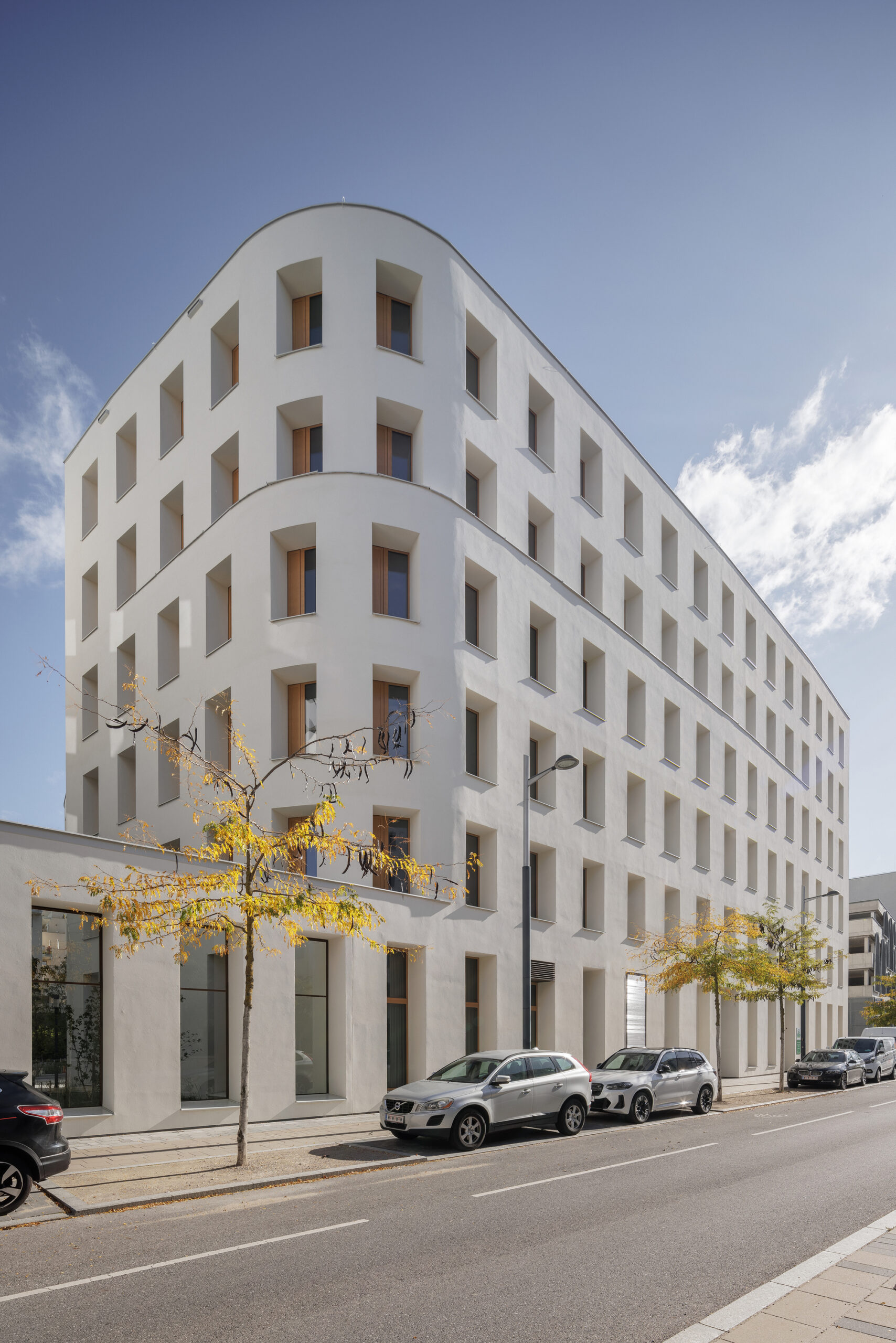Офисное здание 2226 Robin Seestadt в Вене / Baumschlager Eberle Architekten