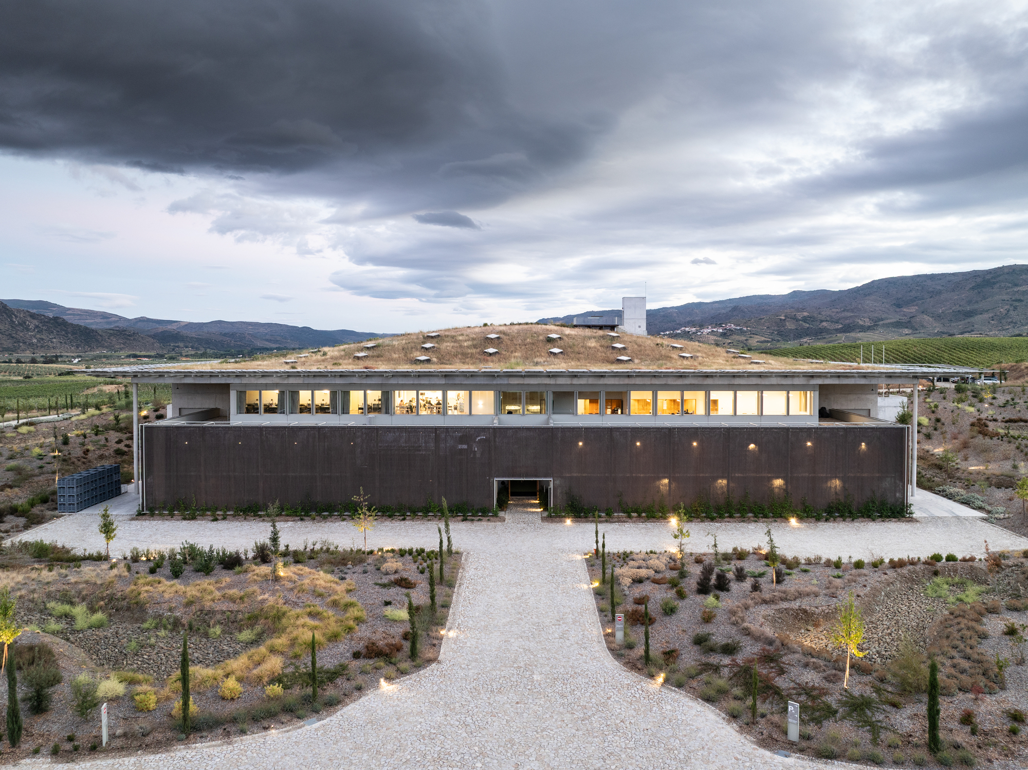 Винодельня Adega do Ataíde в Дору-Супериор / Luís Loureiro Arquiteto
