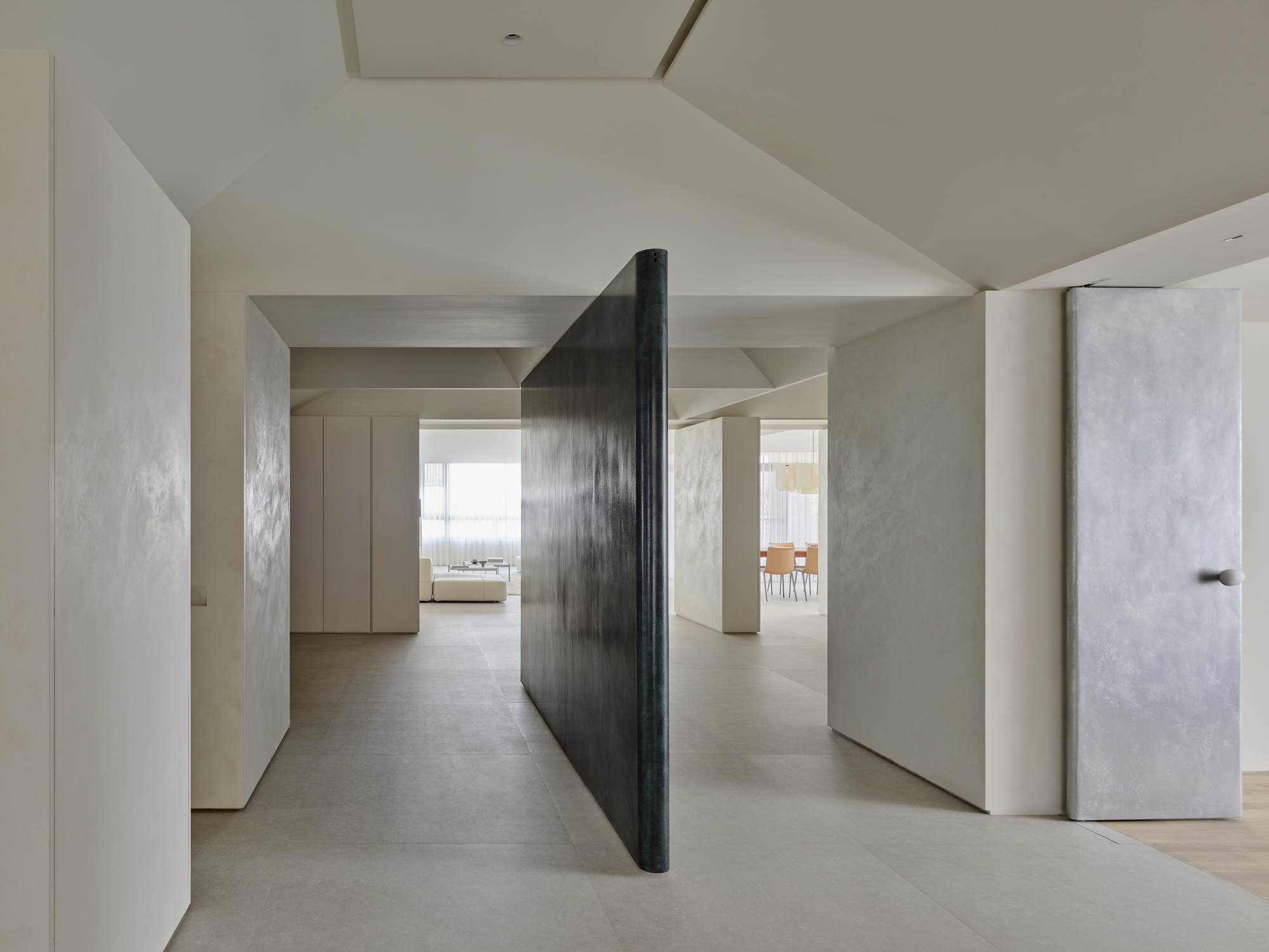 Curio Residence / Waterfrom Design