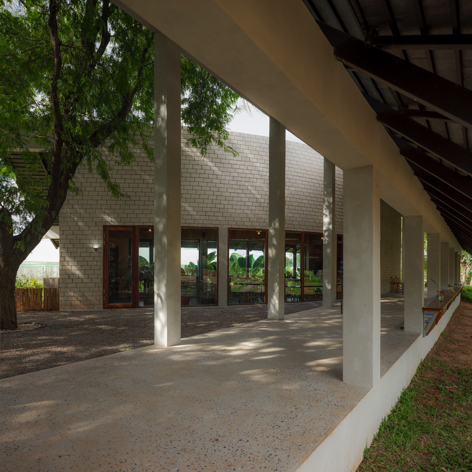 555 Sunshine Farmshop / SO