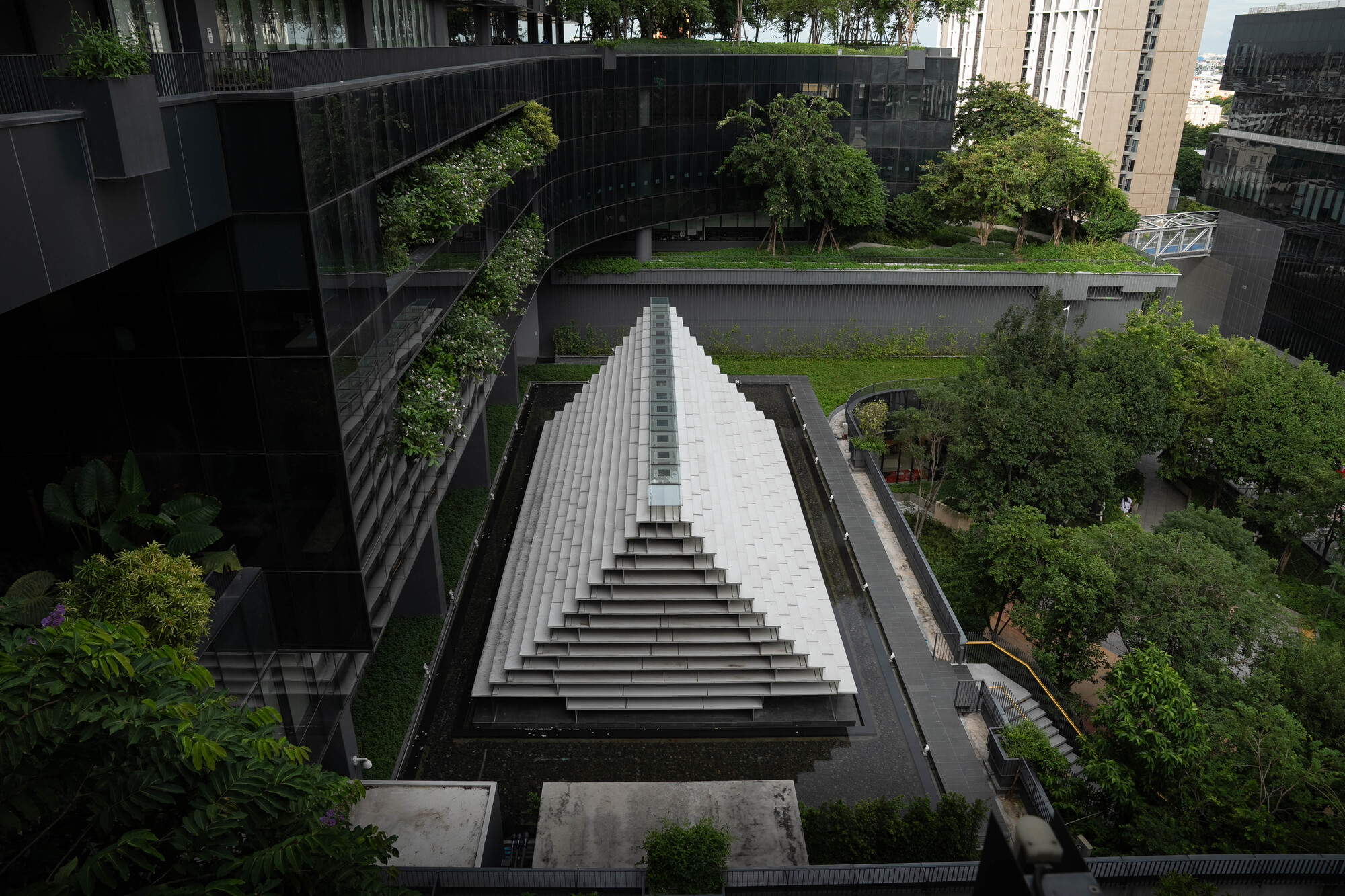 Glass Pavillion / M space
