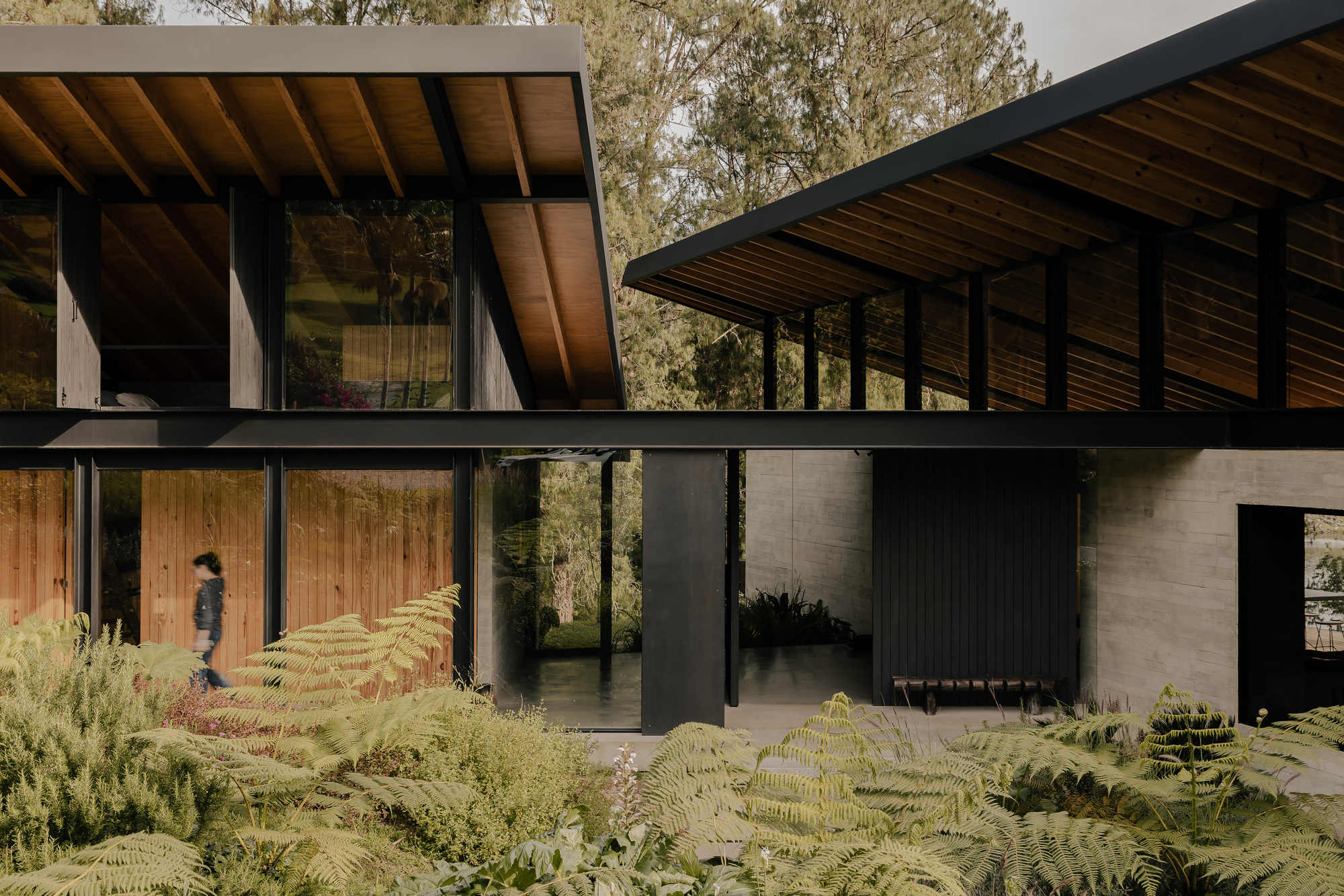 Дом на водохранилище / Obranegra Arquitectos