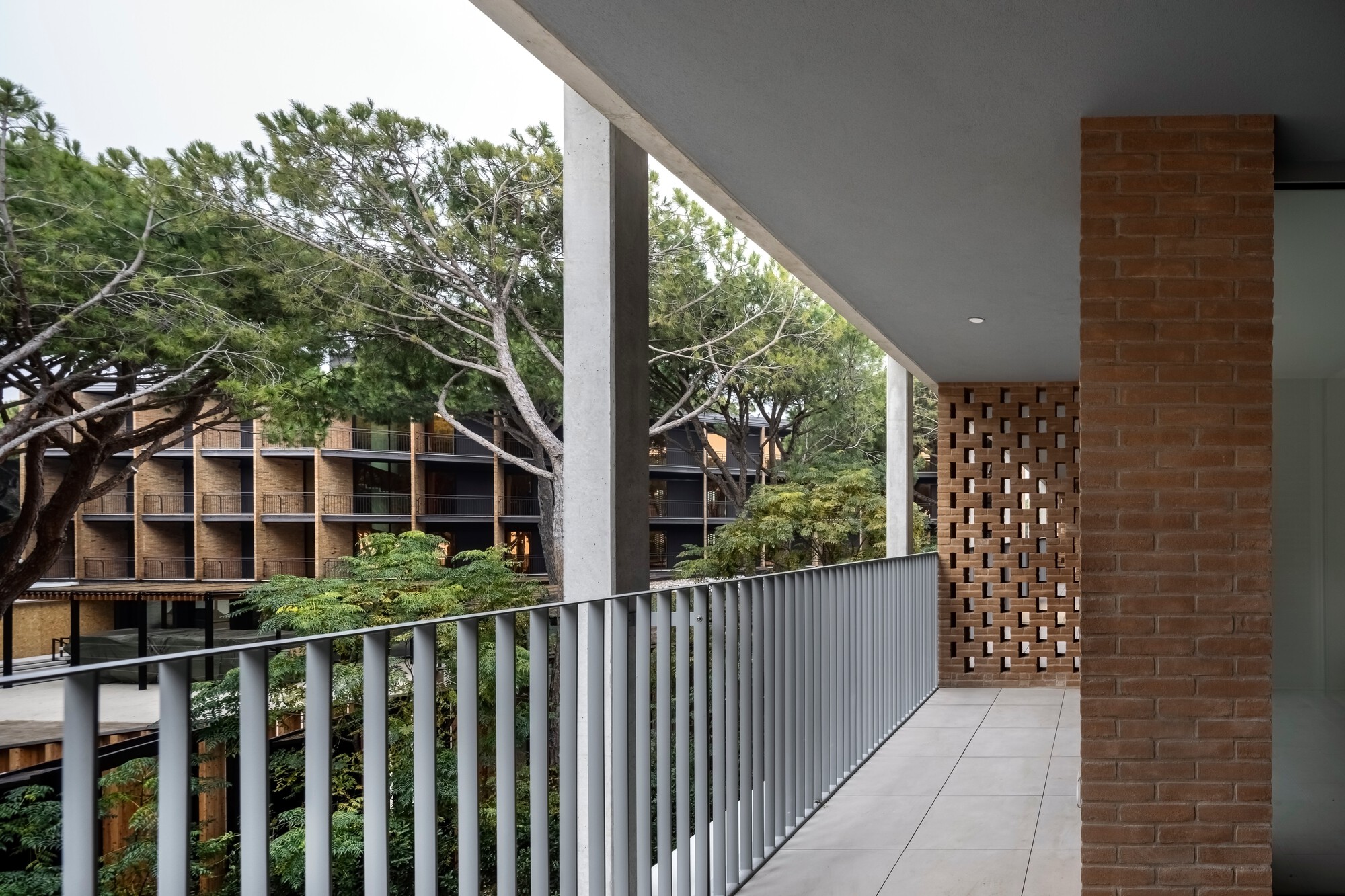 G-Beach Residence / B+D+M Architetti