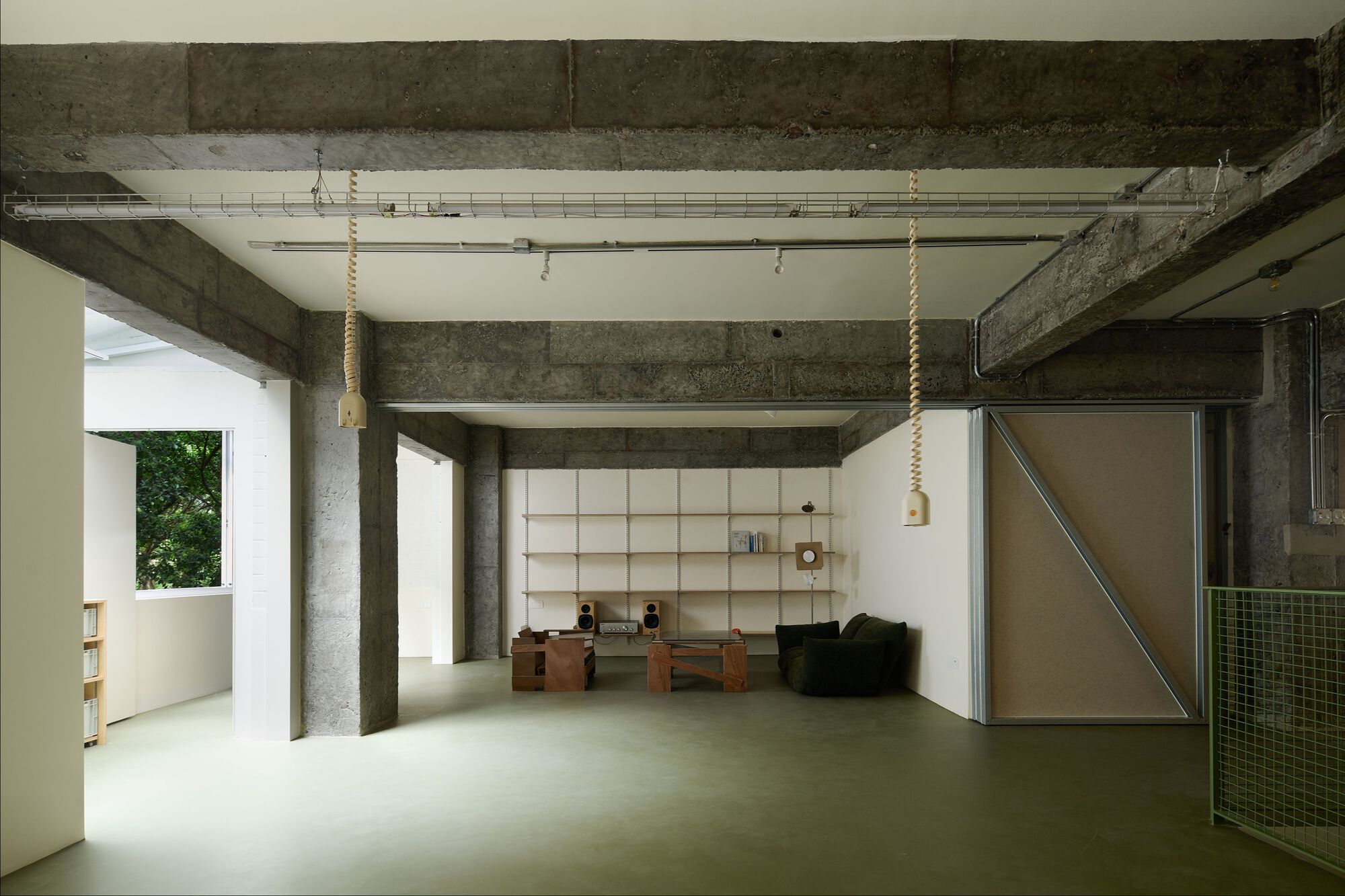 amass workroom / amass