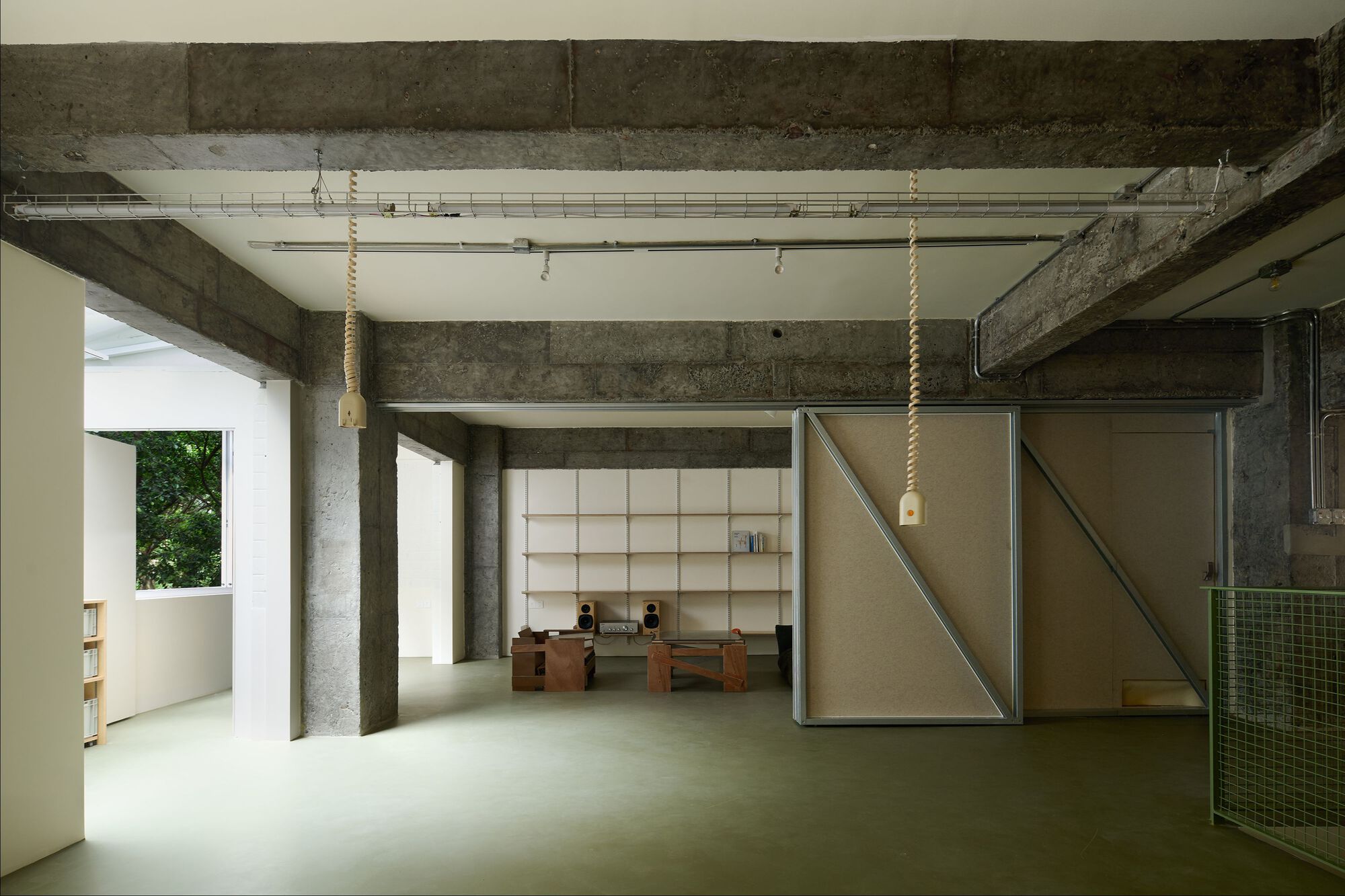 amass workroom / amass