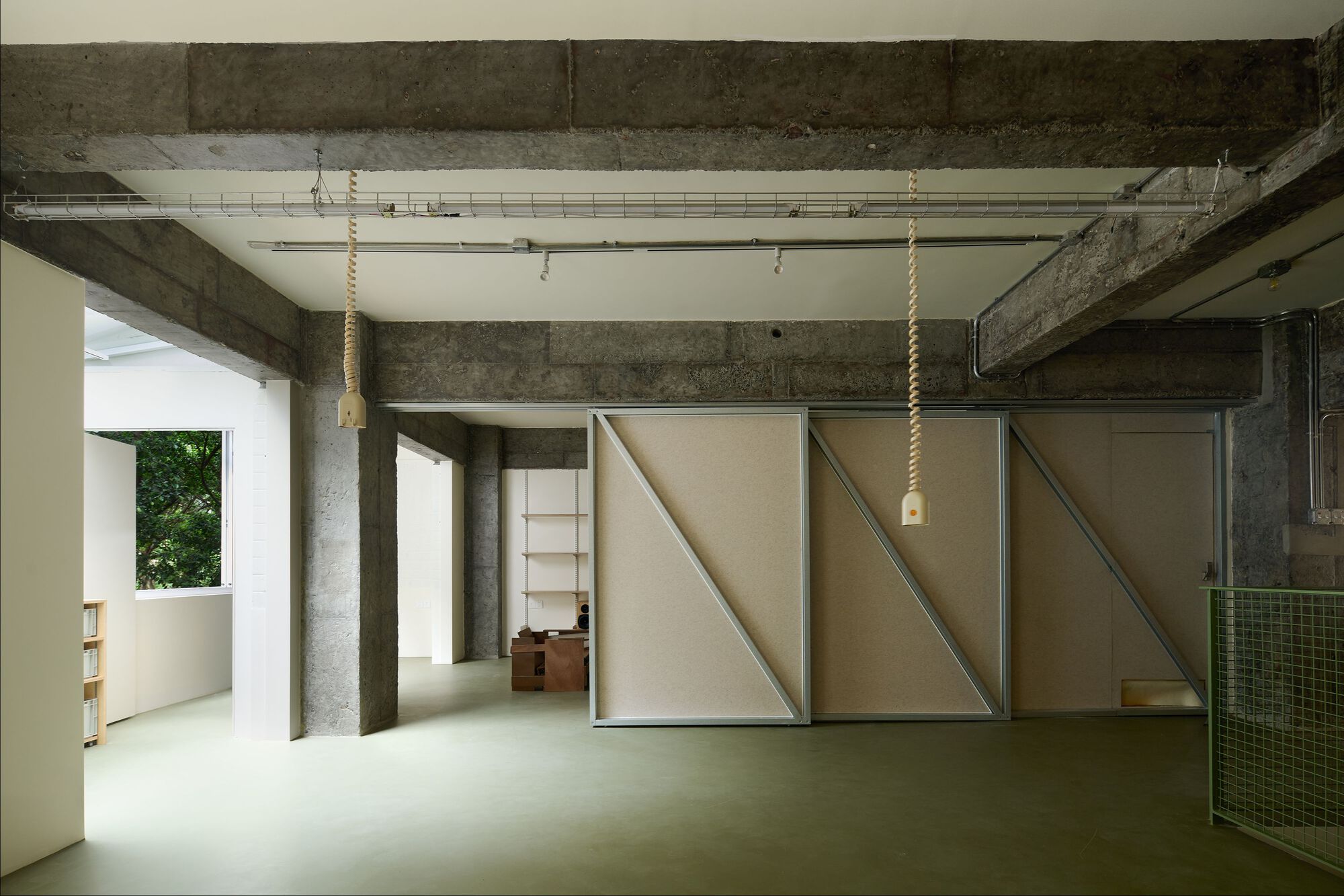 amass workroom / amass