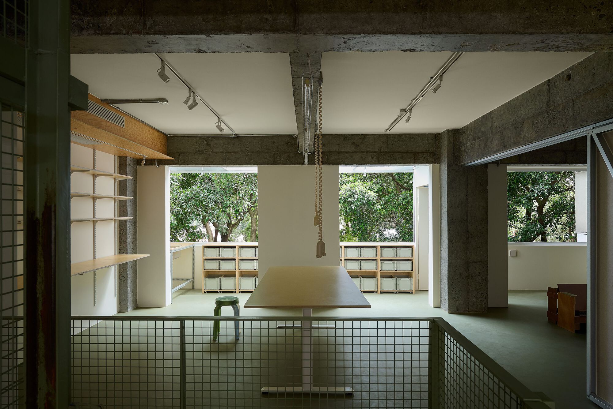 amass workroom / amass