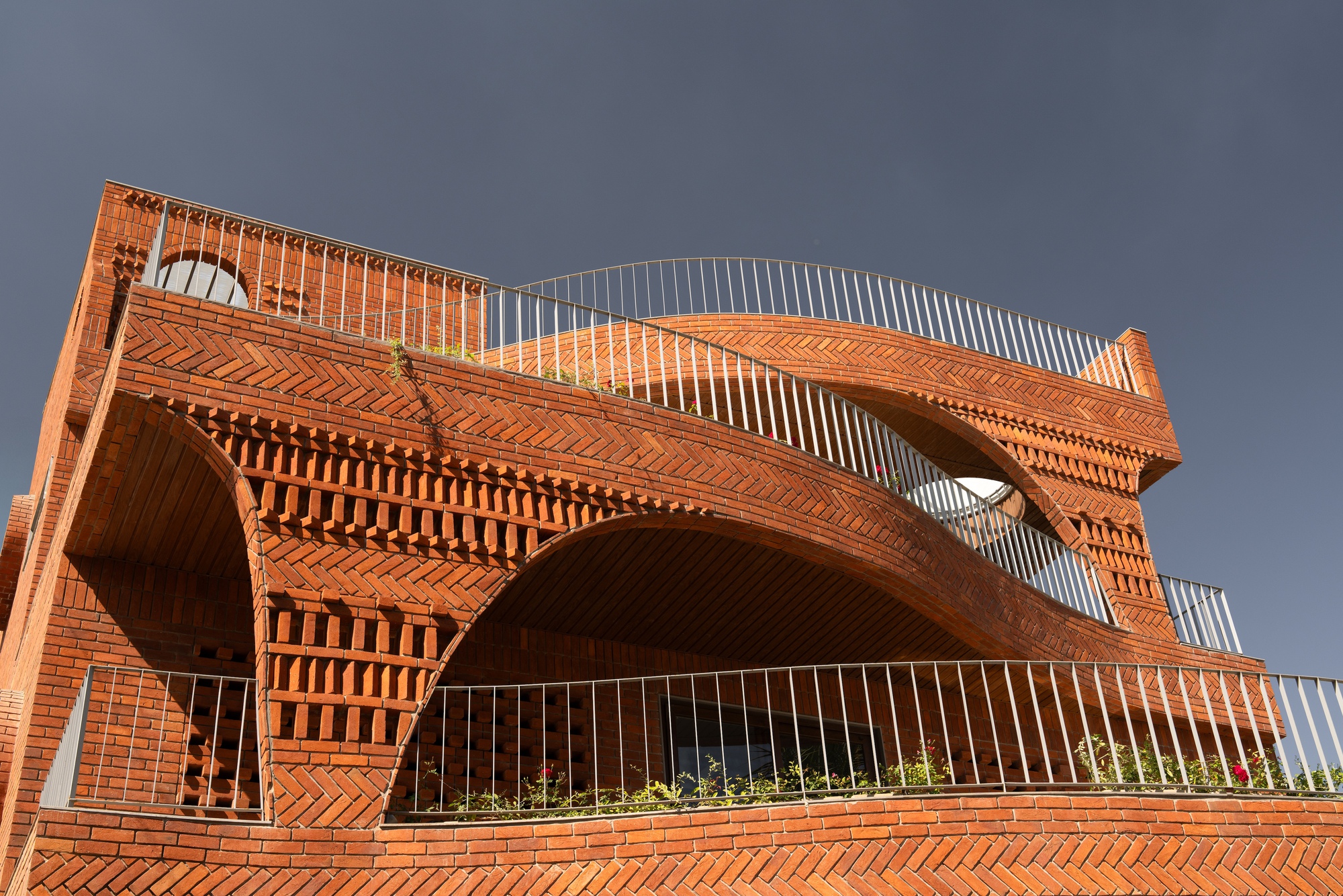Anthill House / Kaushal TaTiya Architects