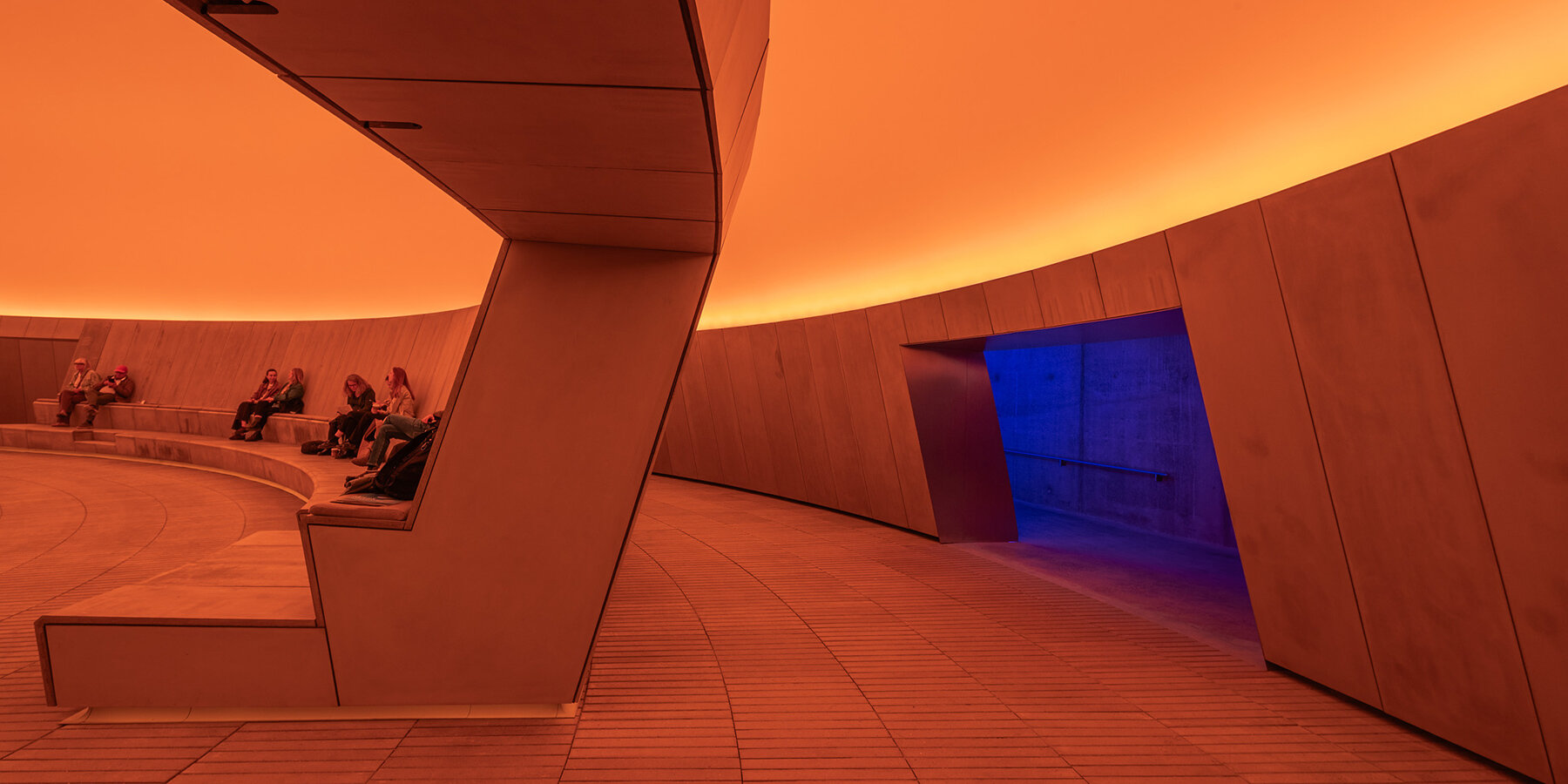 James Turrell завершил крупнейший в своей музейной практике Skyspace в ARoS Aarhus Art Museum