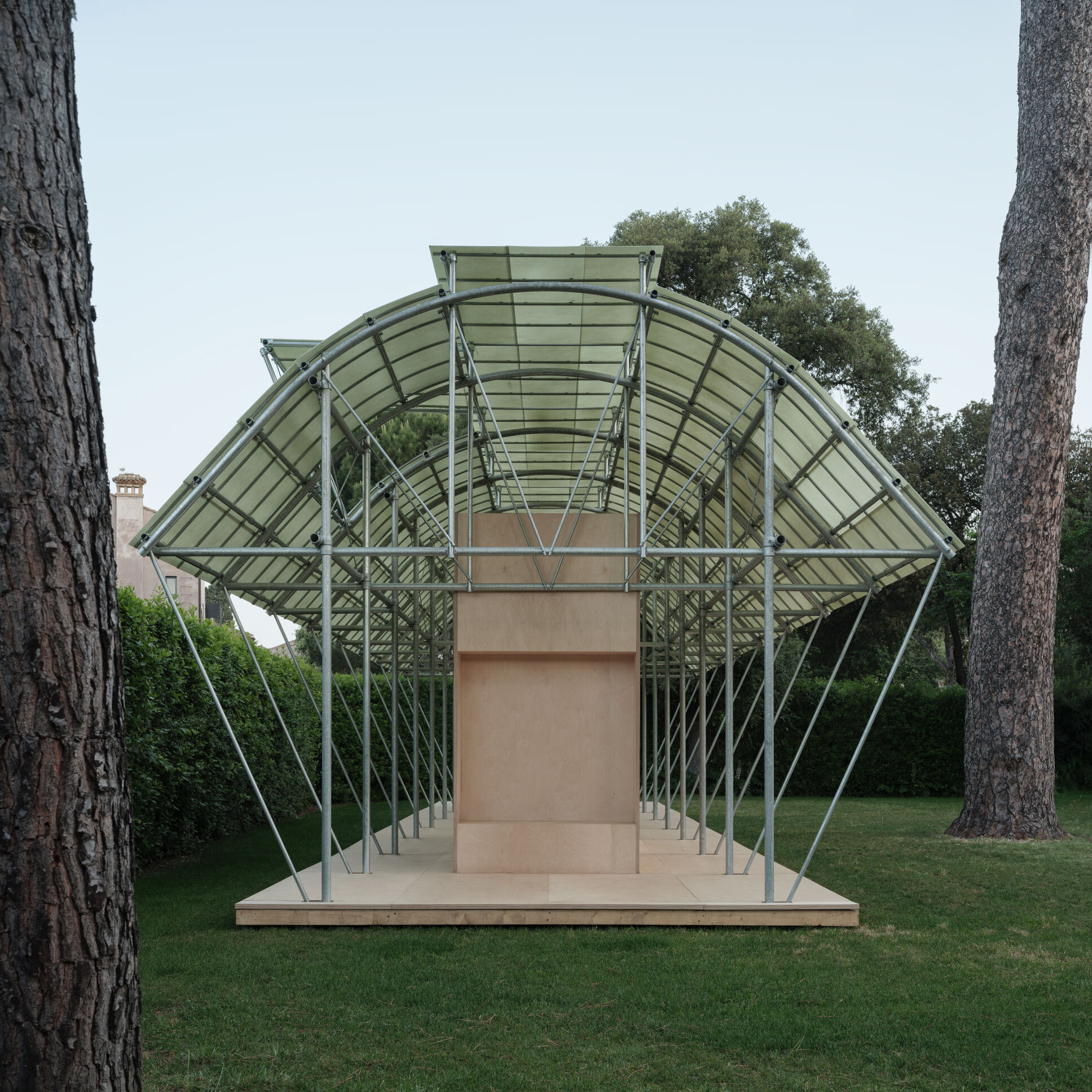 Cabane 7L и Librairie 7L / salazarsequeromedina