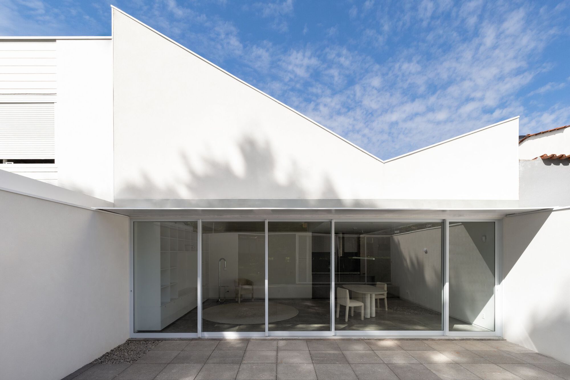 710 House / BLOCO Arquitetos