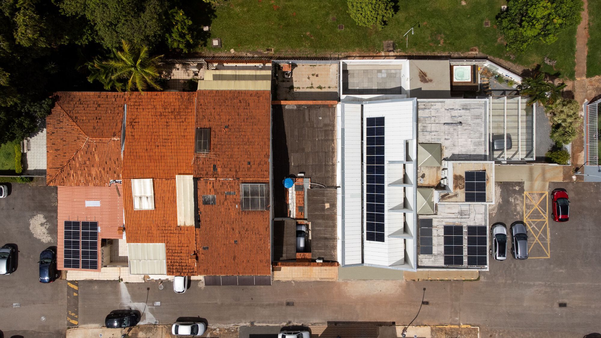 710 House / BLOCO Arquitetos