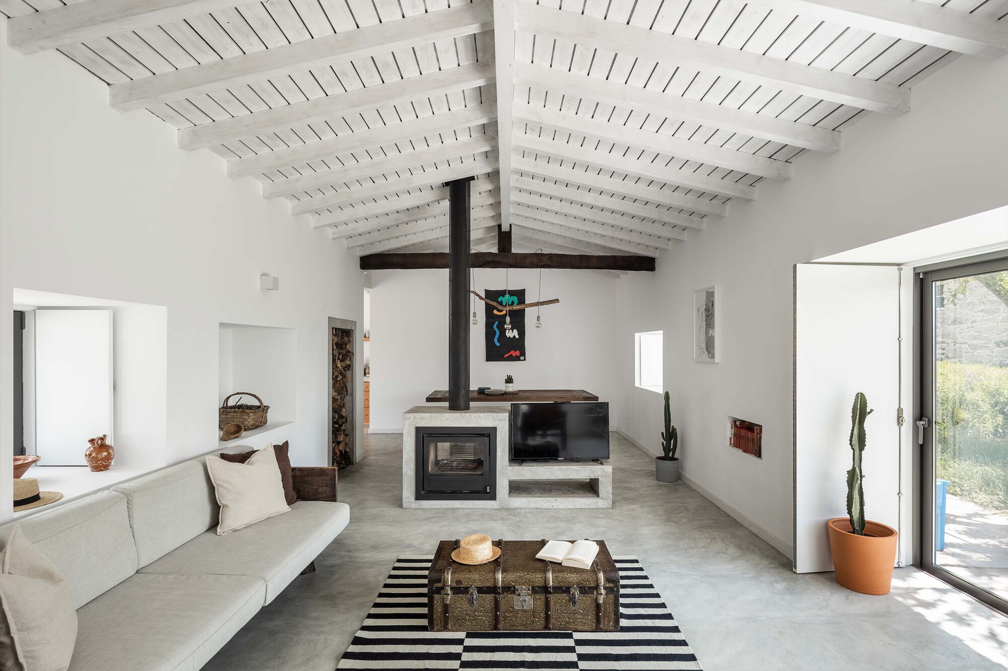 Дом Abadim / Paulo Moreira Architectures