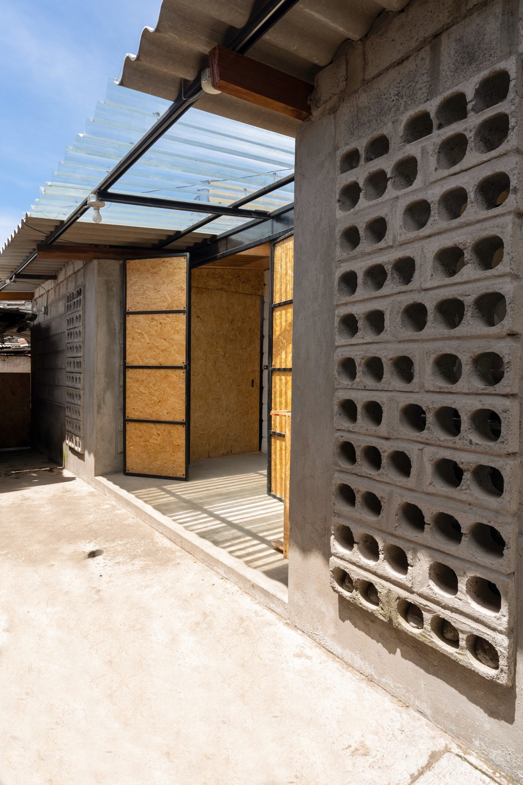 House for María / Metriq Estudio