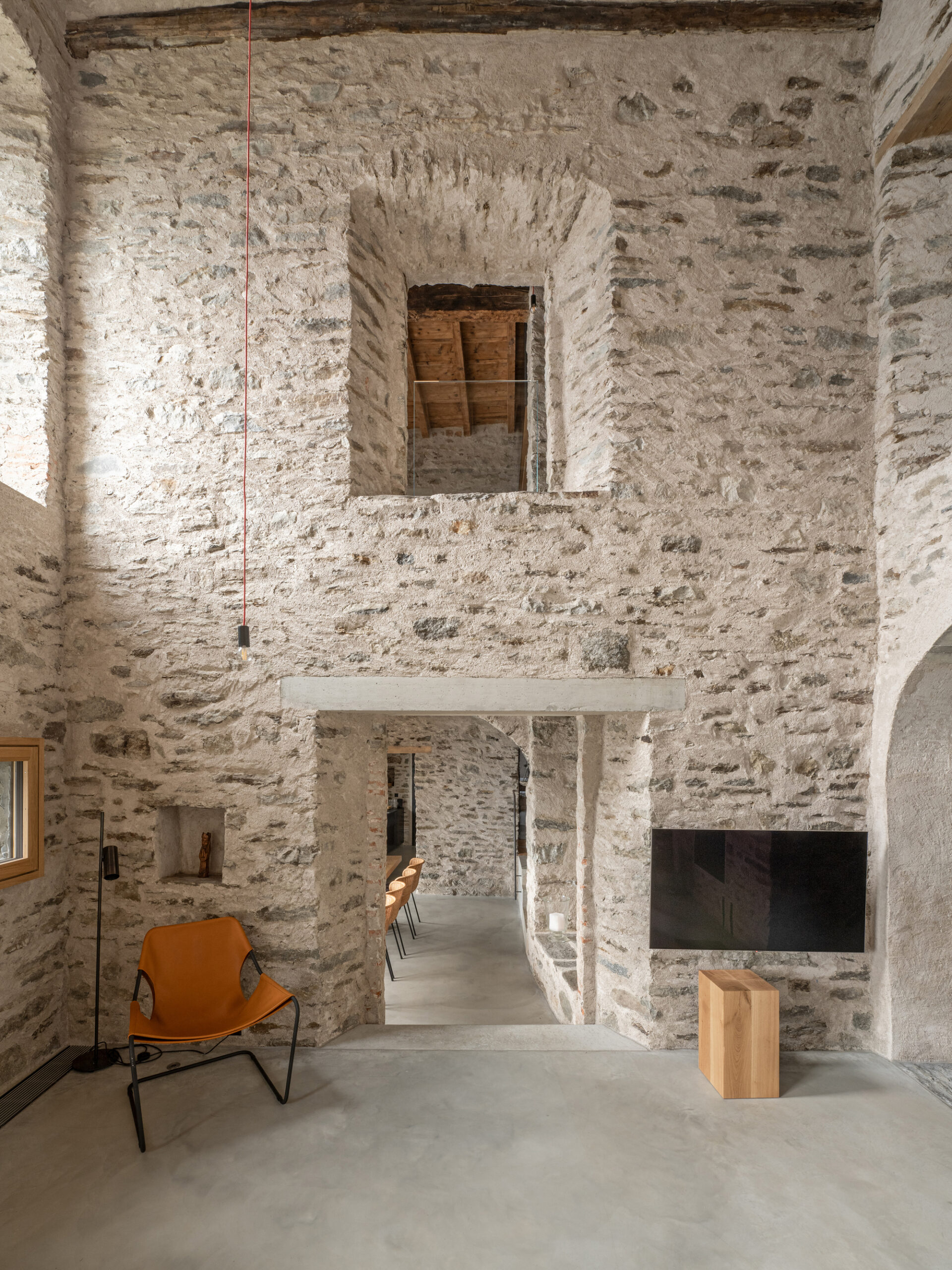 Transformation House ME. в Бриссаго / Wespi de Meuron Romeo architects