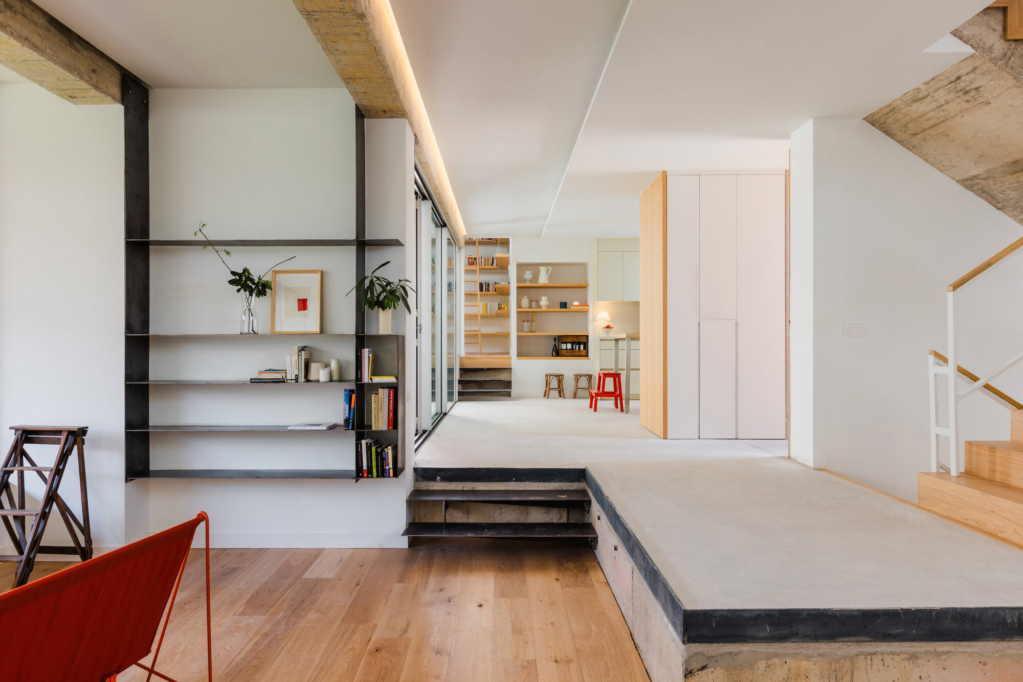 MG Houses / delavegacanolasso — дома в Мадриде, выстроенные вокруг внутреннего уединения