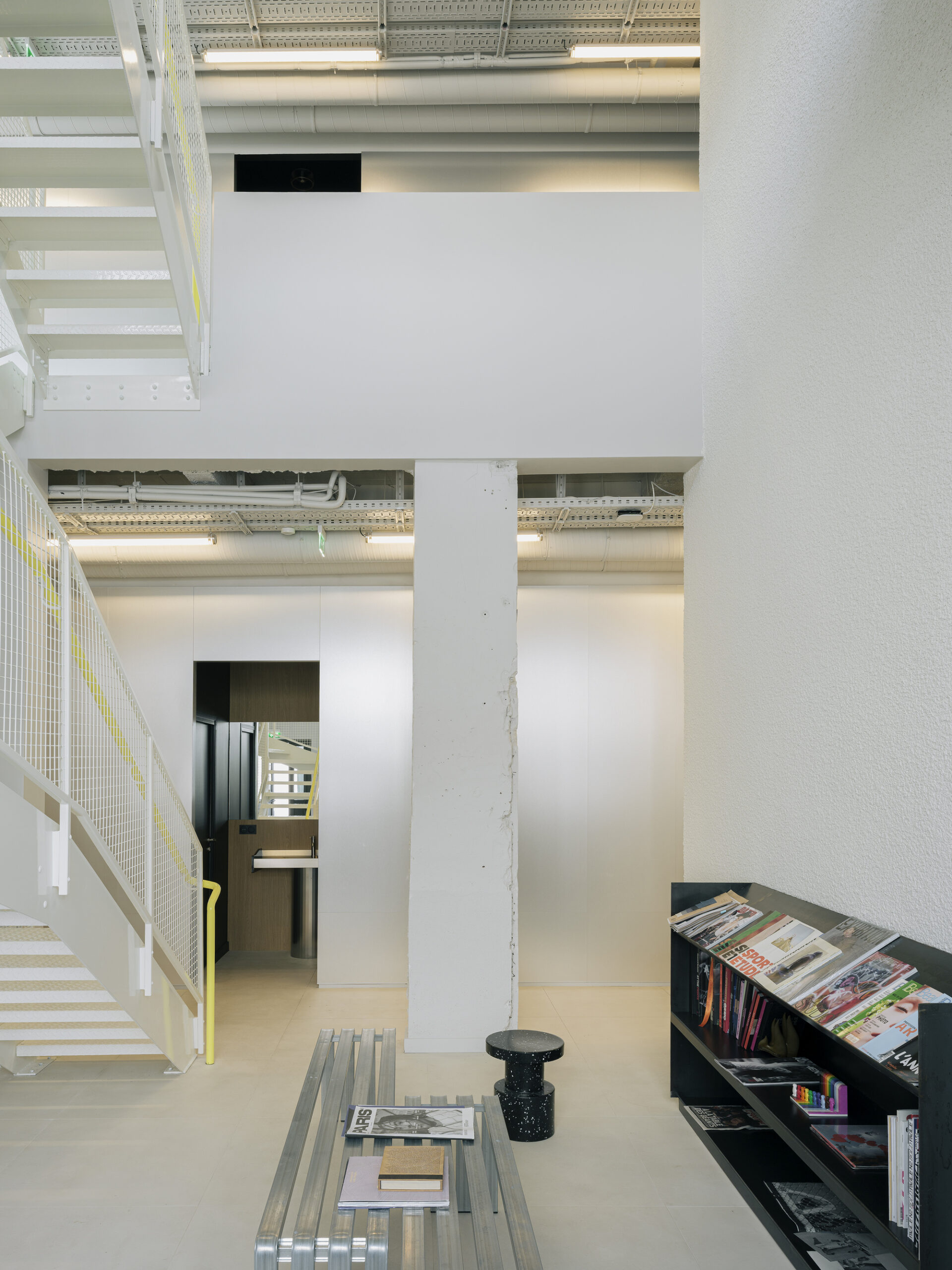 Yard House / Exbrayat Enrico architectes