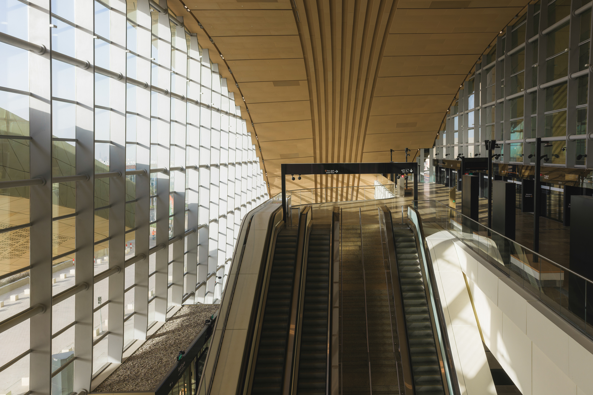 Arriyadh Western Metro Station / Omrania