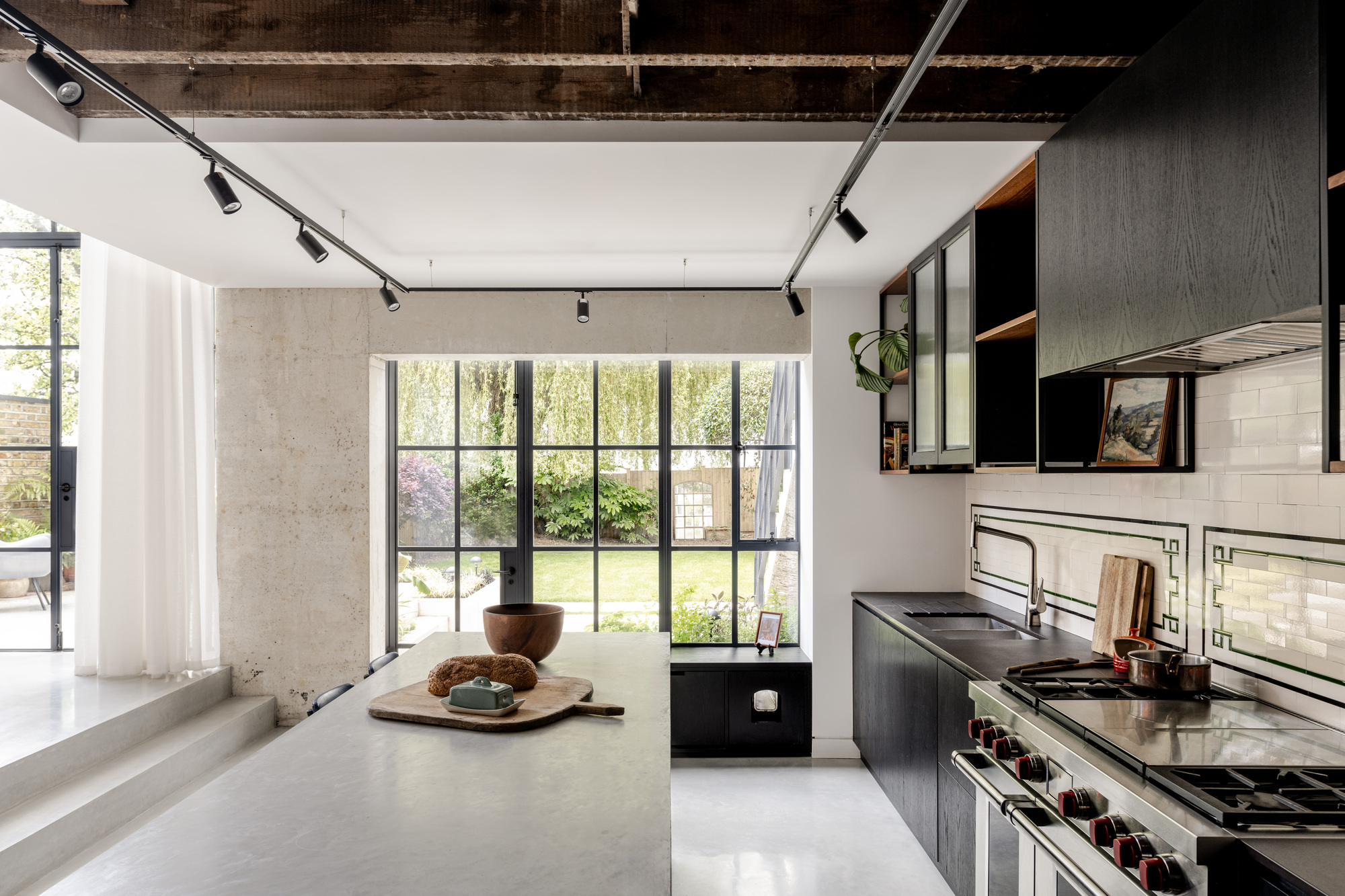 House of Panes / Matthew Giles Architects