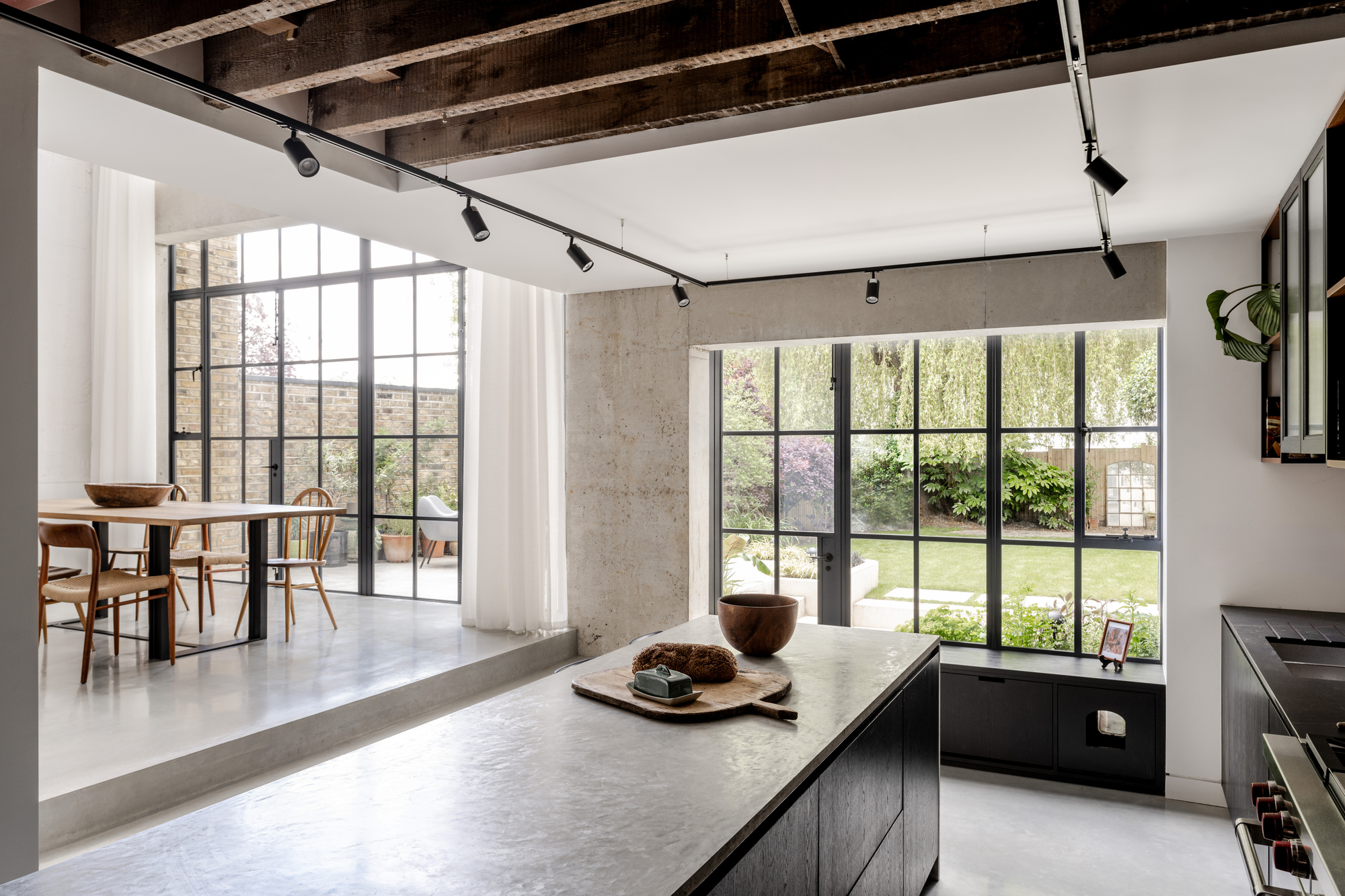 House of Panes / Matthew Giles Architects