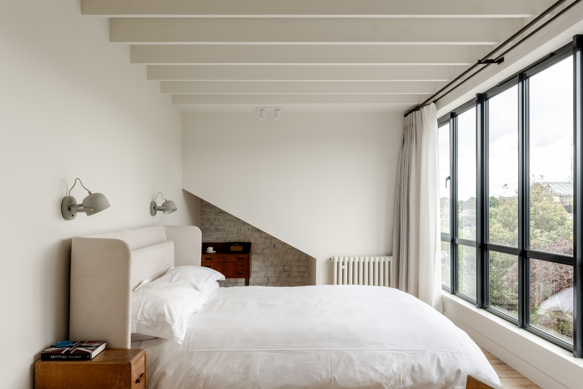 House of Panes / Matthew Giles Architects