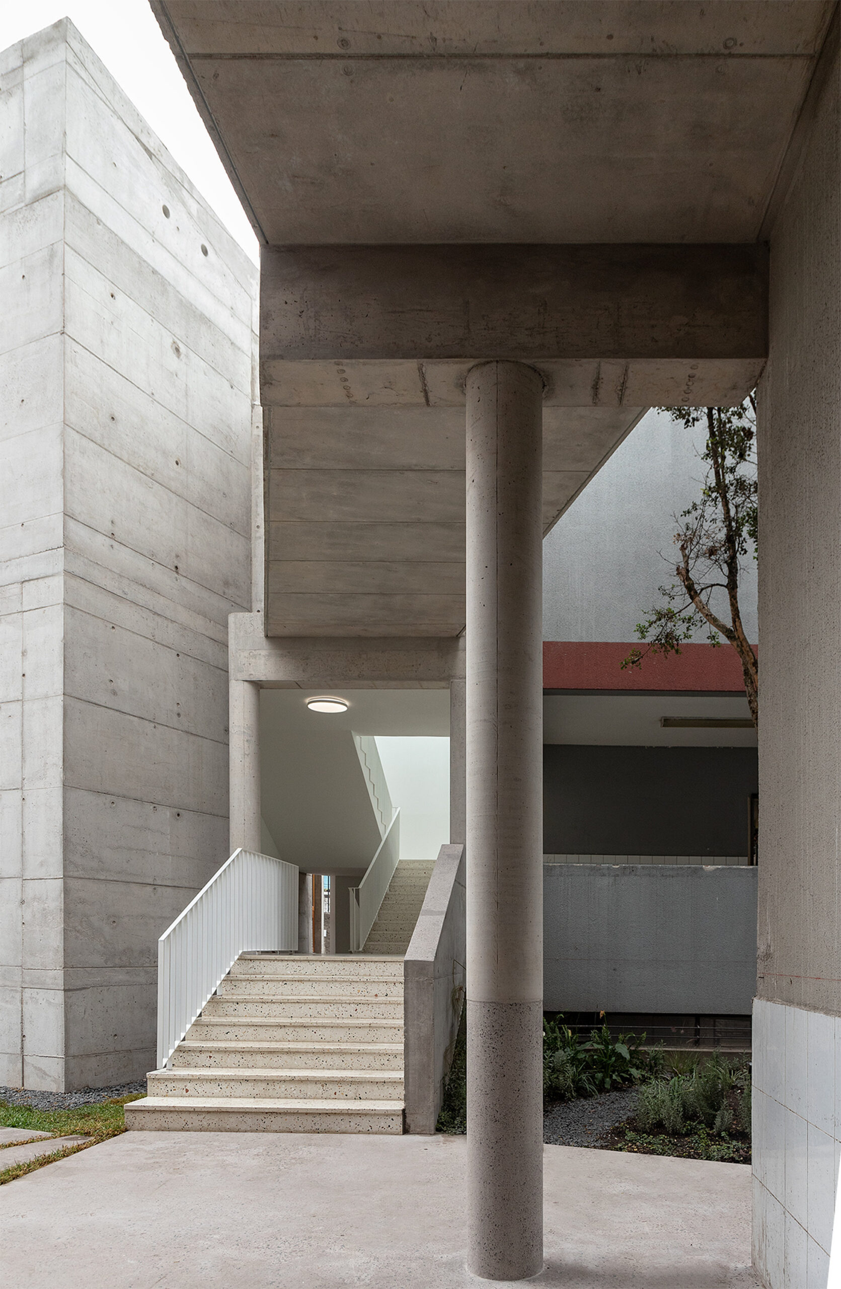Art Building — Cardenal Spellman Educational Unit / STUDIO BLUR