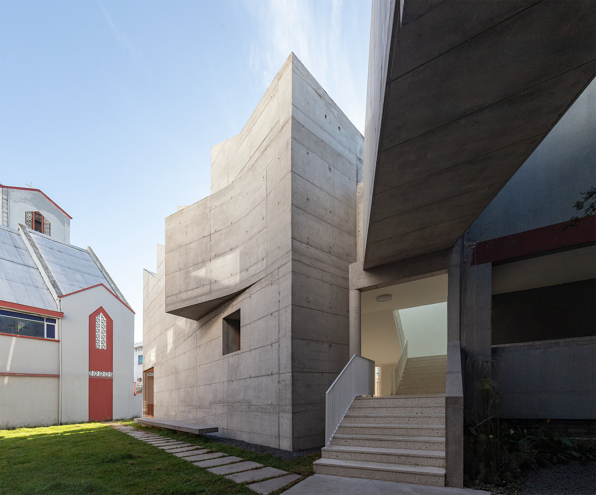 Art Building — Cardenal Spellman Educational Unit / STUDIO BLUR