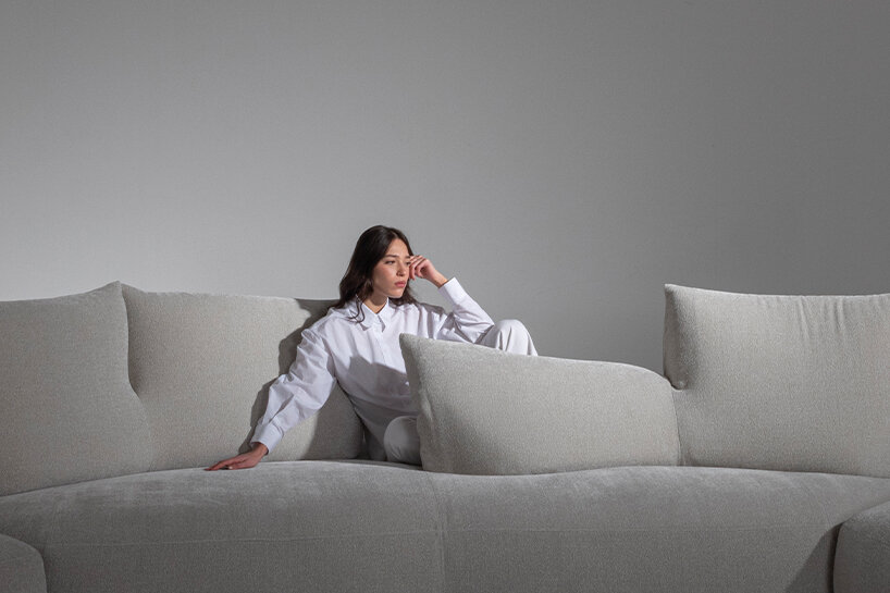 Edra переосмысливает комфорт на Milan Design Week 2026 с диваном Anywhere