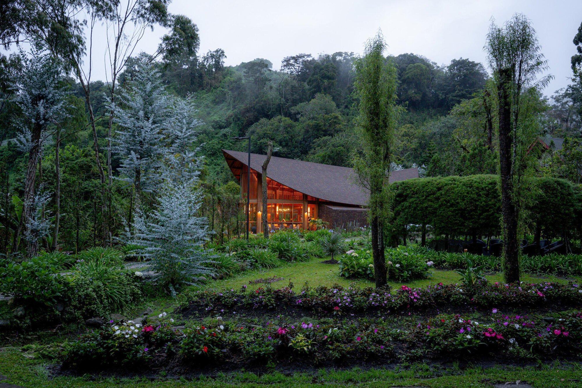 El Arca Residential Pavilion / Mallol