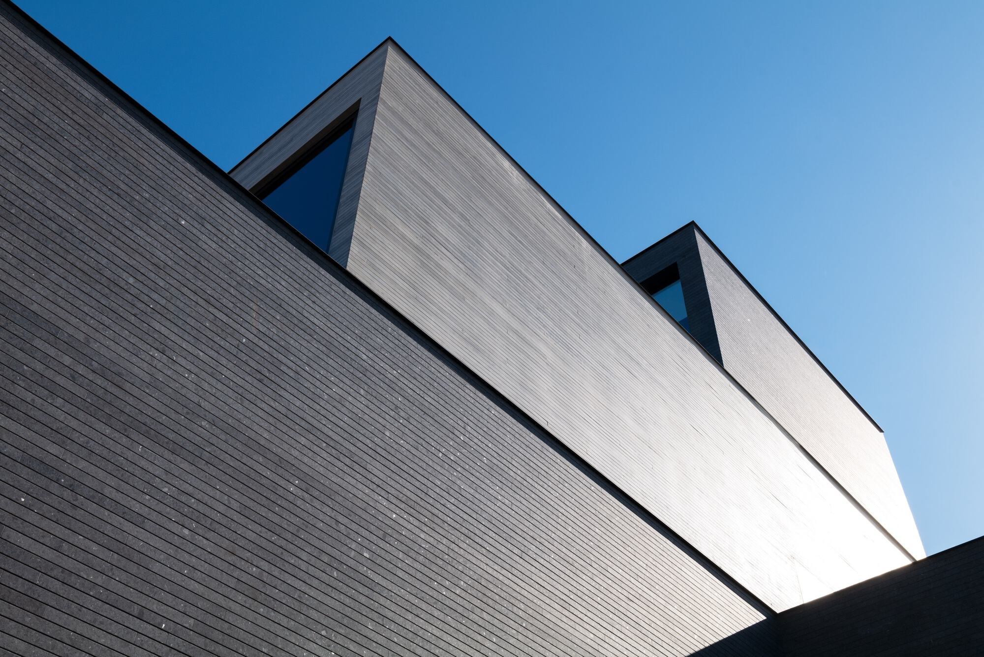 Eternity House / APOLLO Architects & Associates