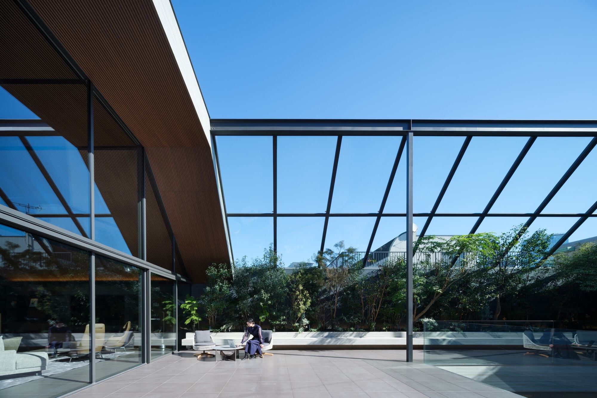 Eternity House / APOLLO Architects & Associates